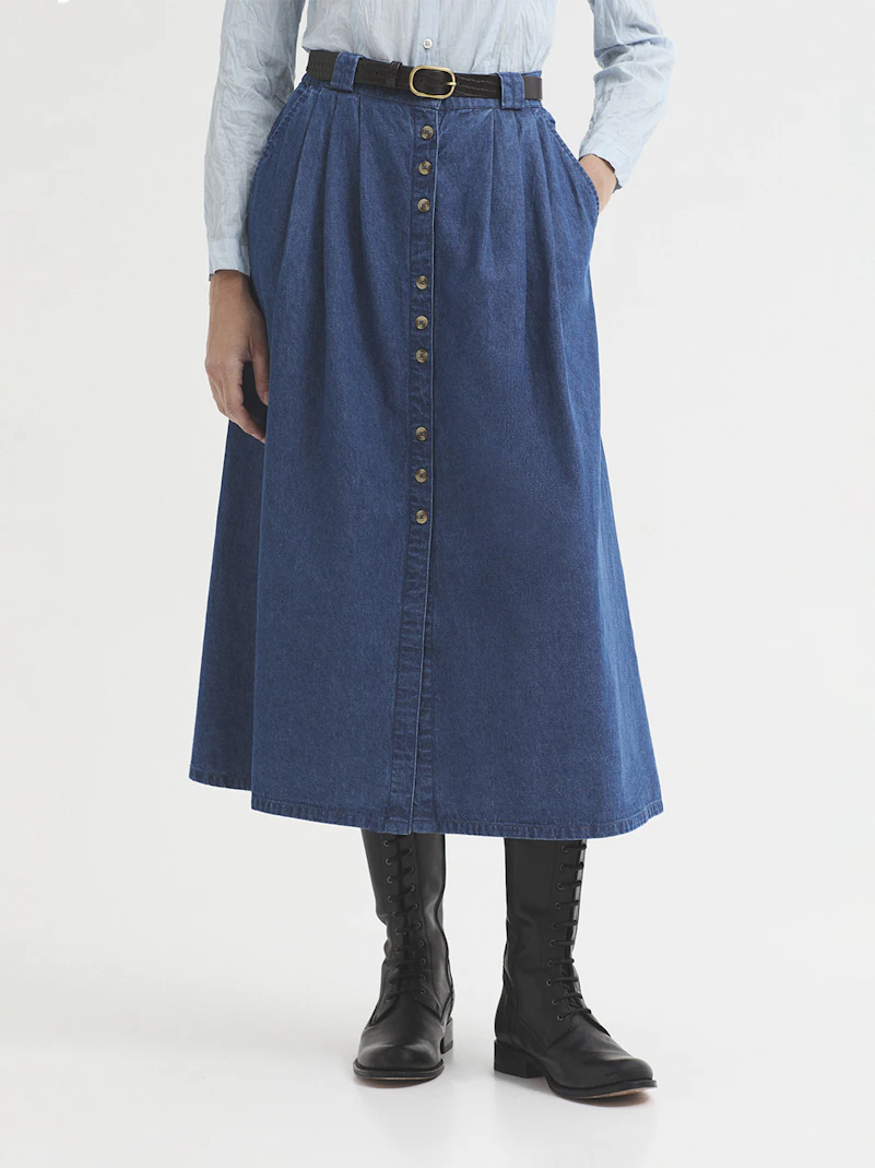 Denim skirt with buttons