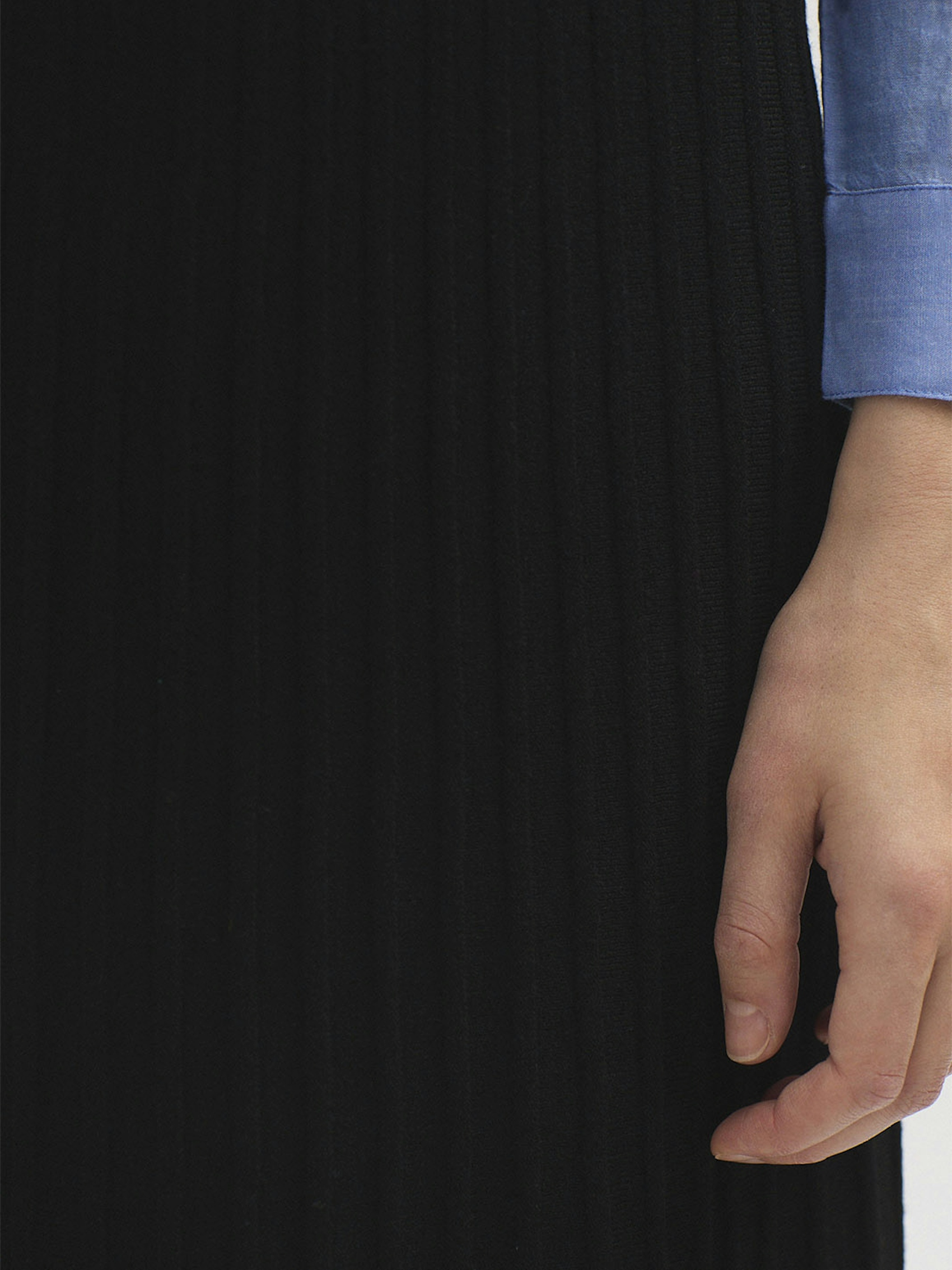Elasticated pleated skirt