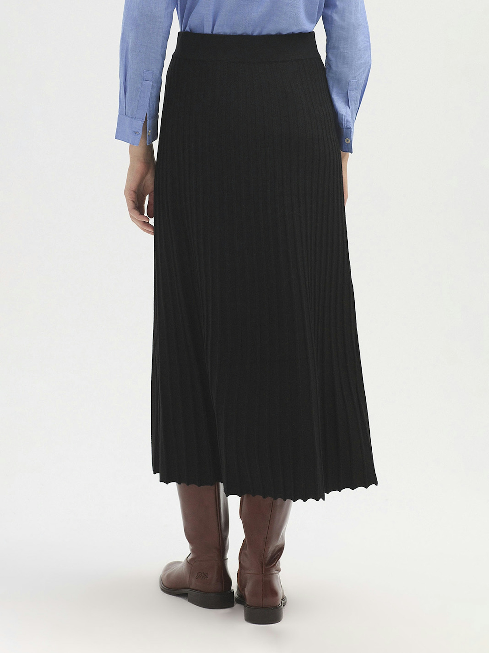 Elasticated pleated skirt