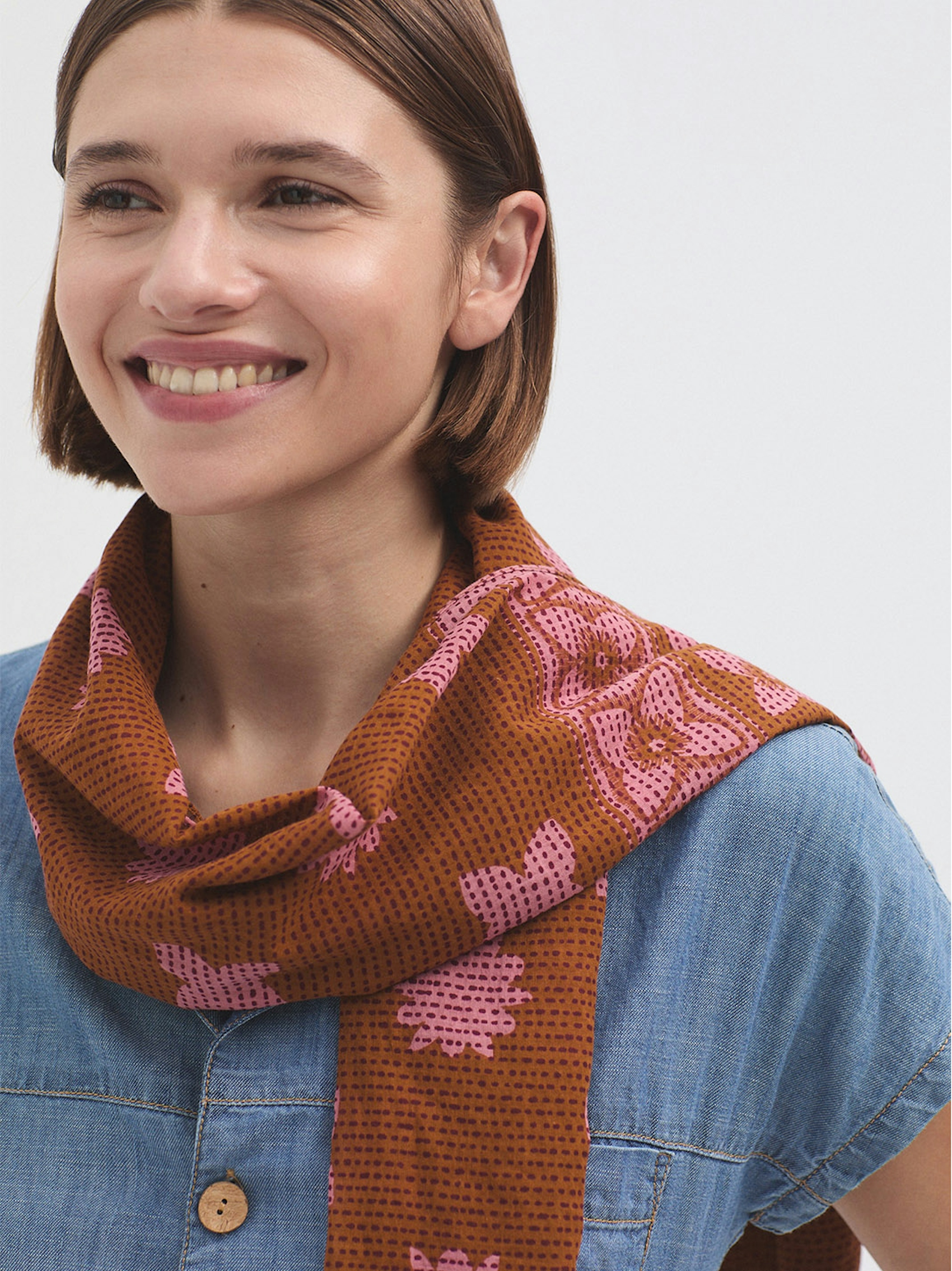Papua organic cotton foulard