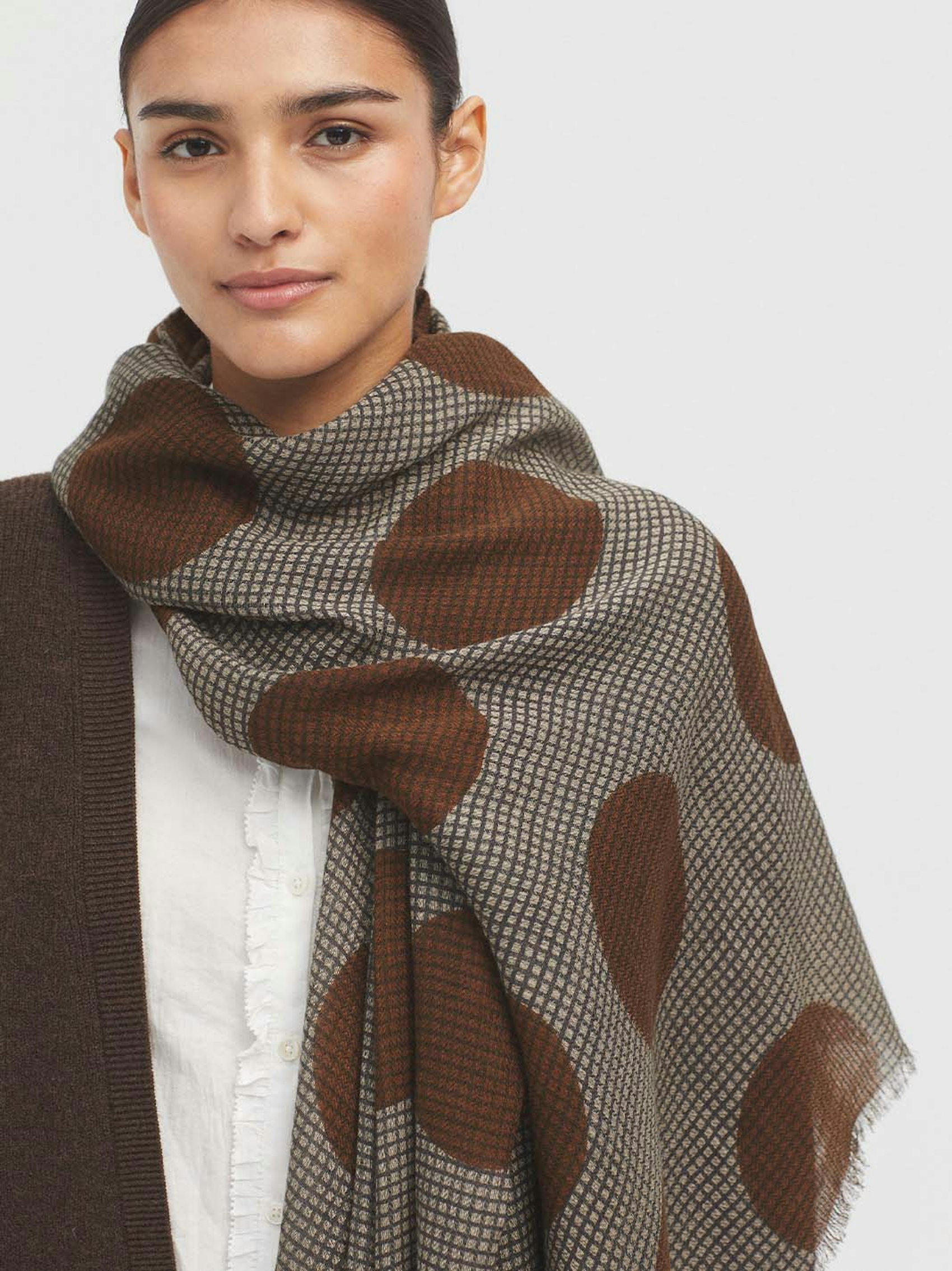 Foulard à carreaux et pois
