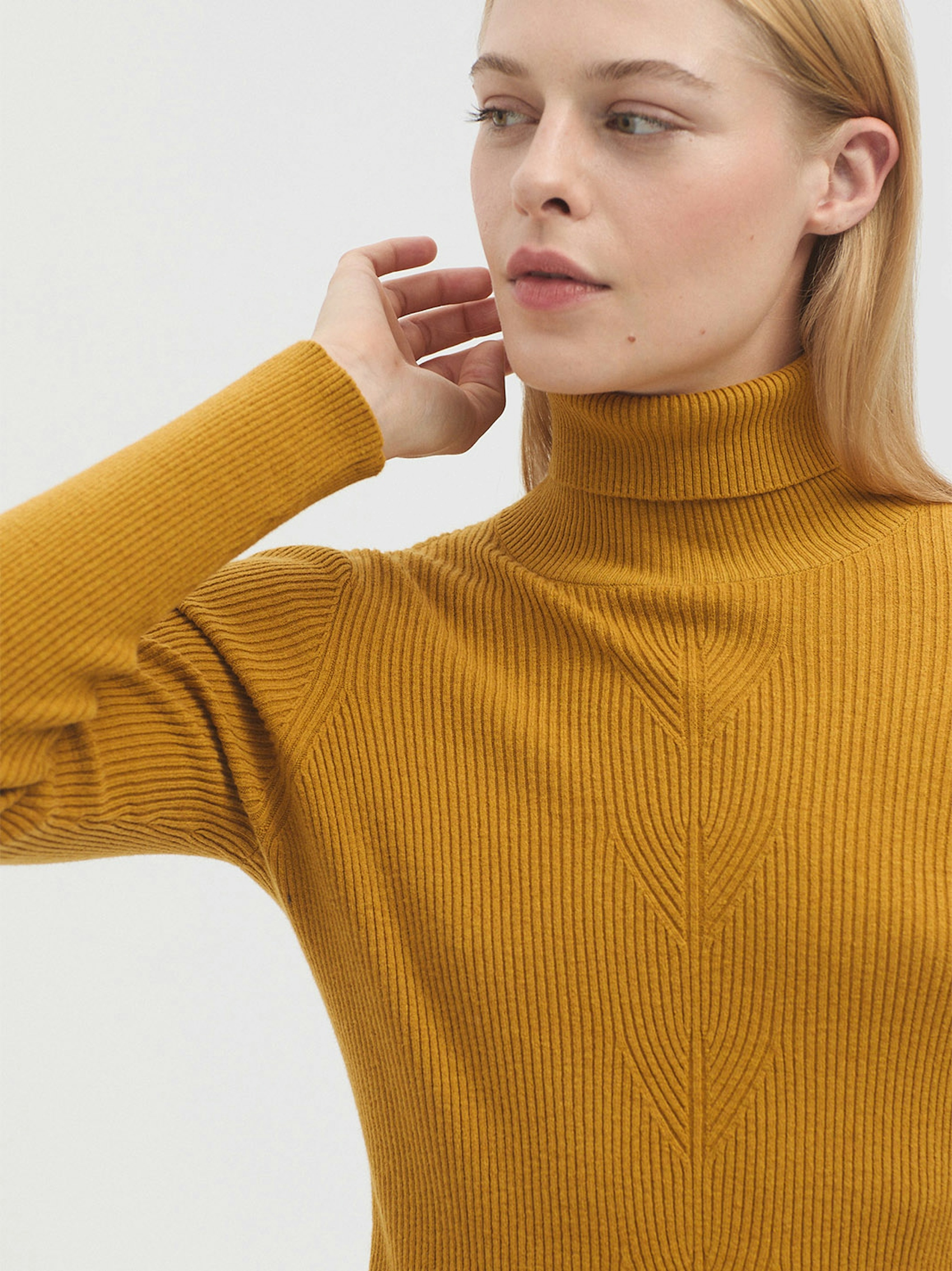 Basic roll neck jumper 0