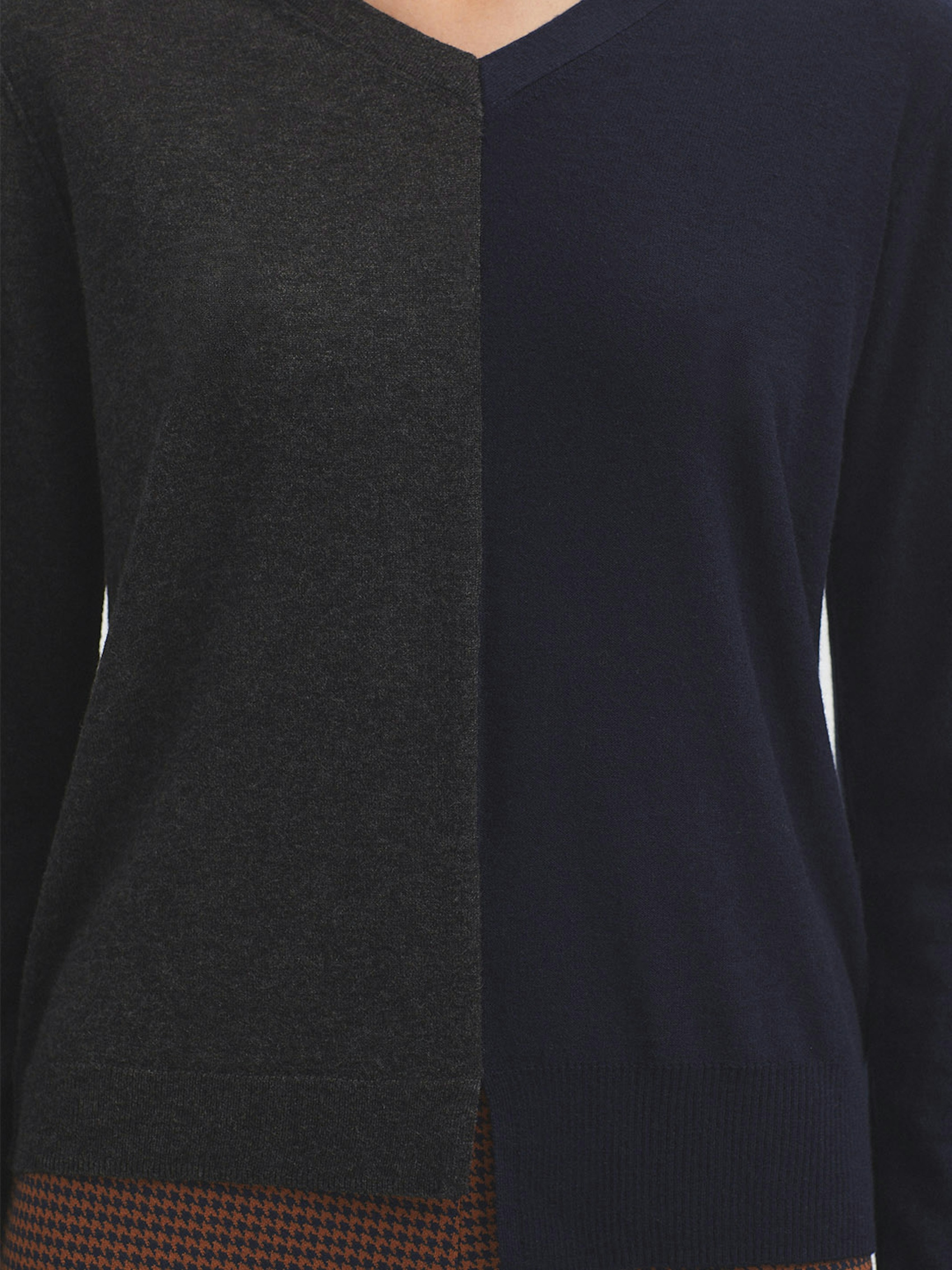 Two tone wool jumper