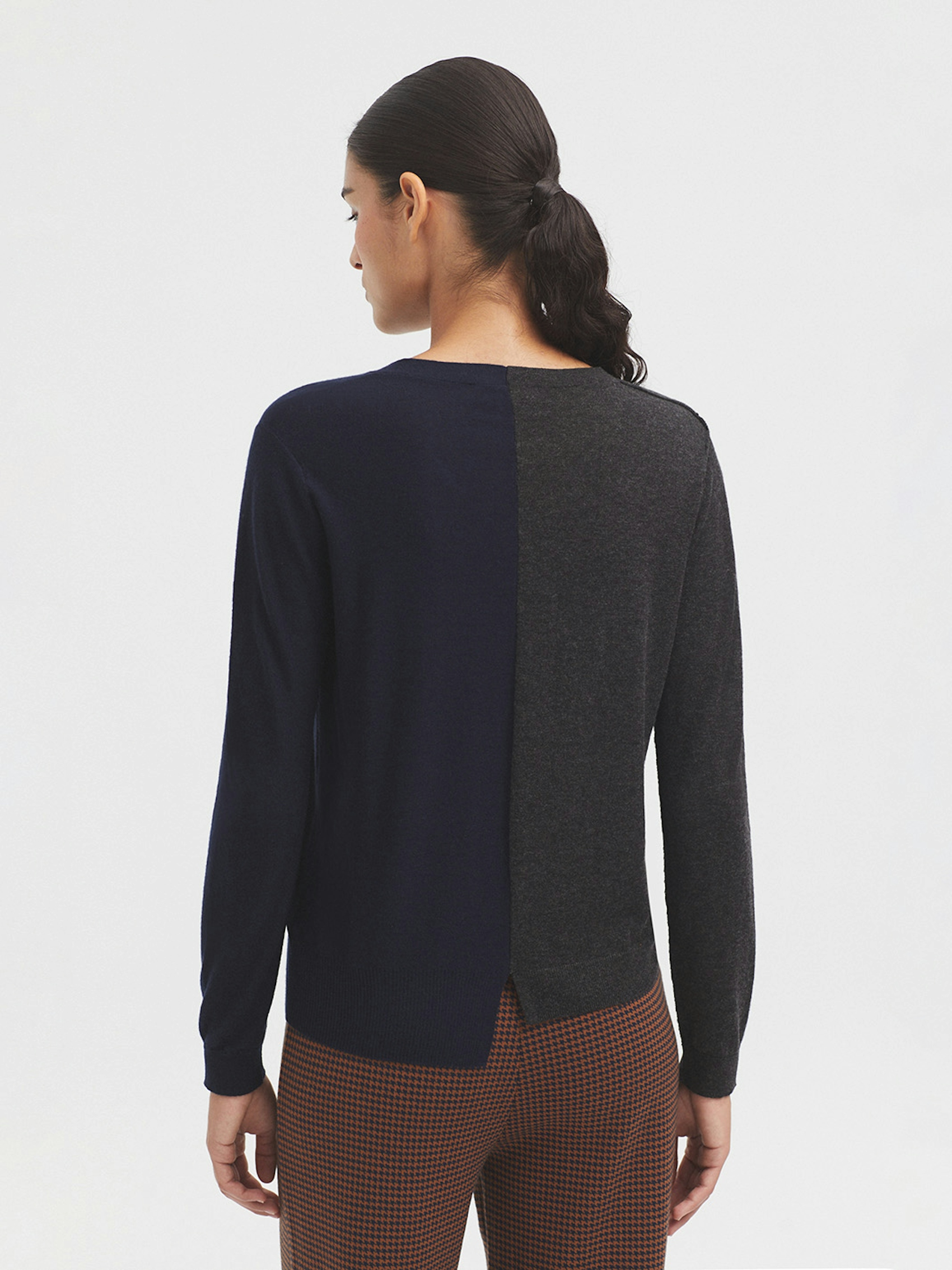 Two tone wool jumper