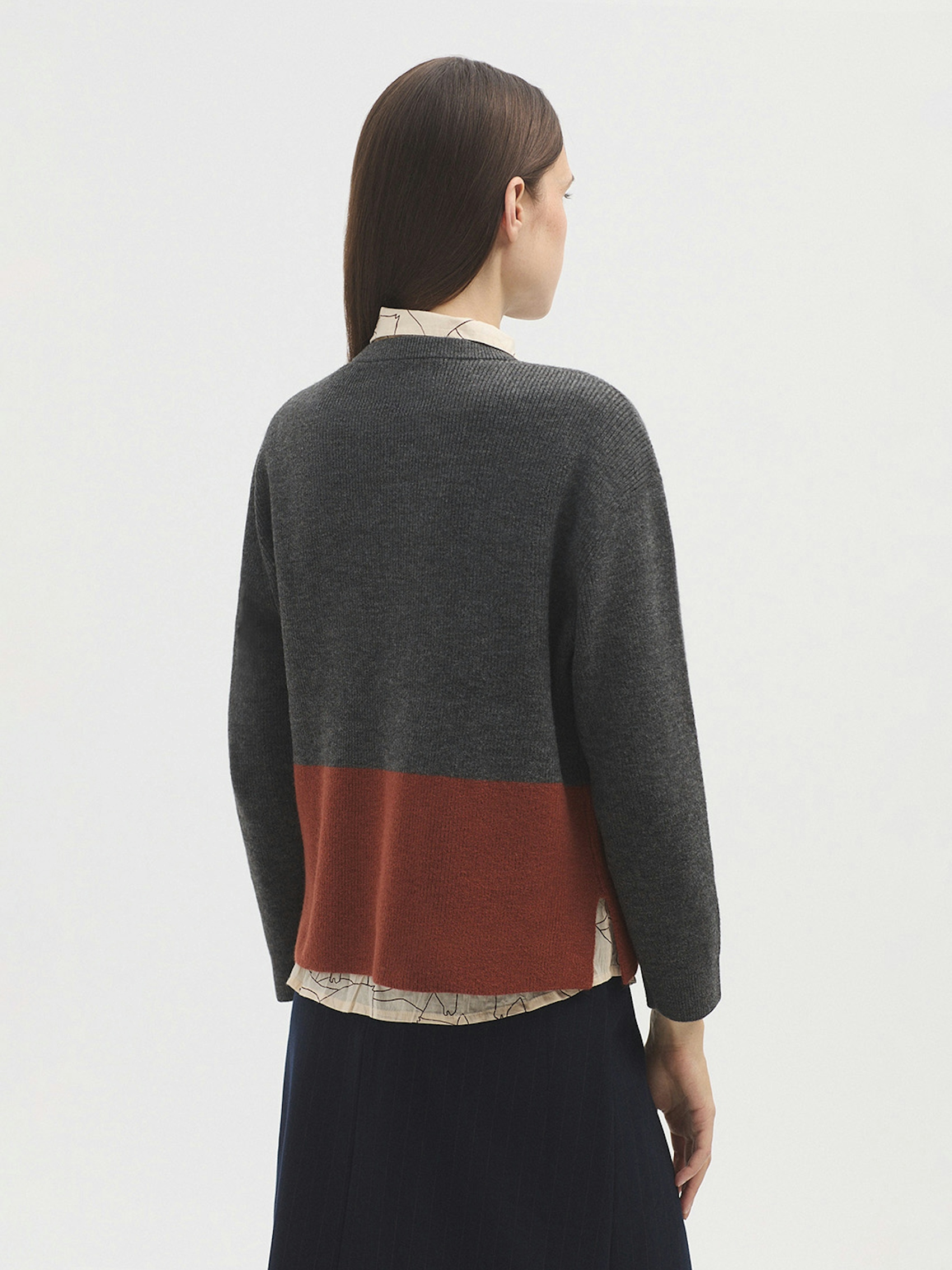 Two tone drop sleeve jumper