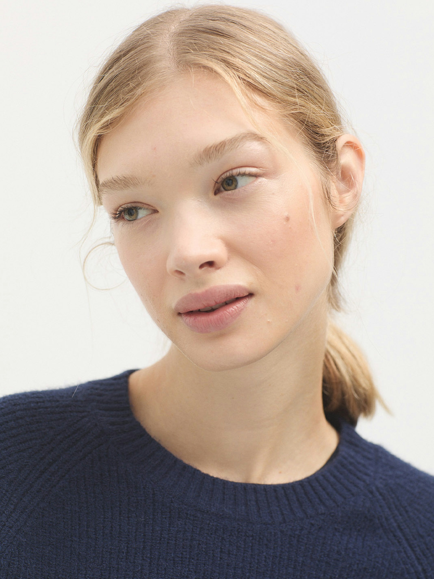 Side zip jumper