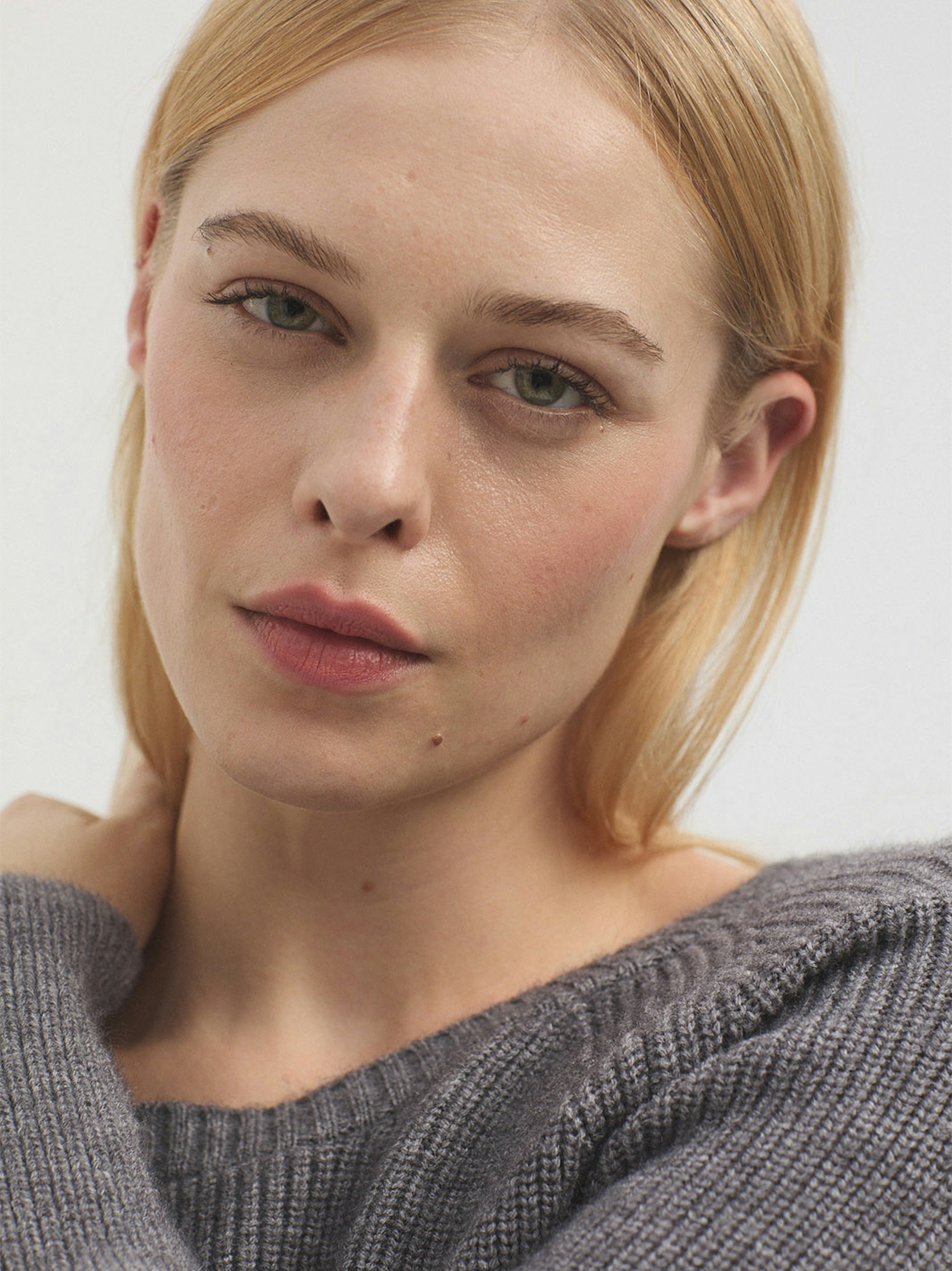 Side zip jumper