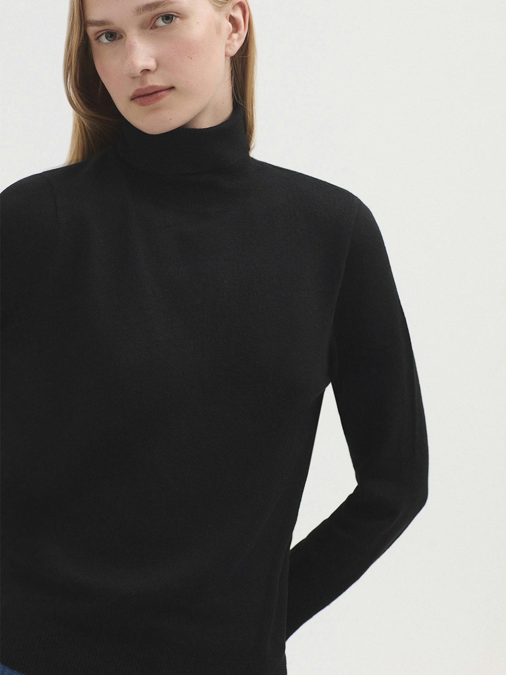 Openwork roll neck jumper