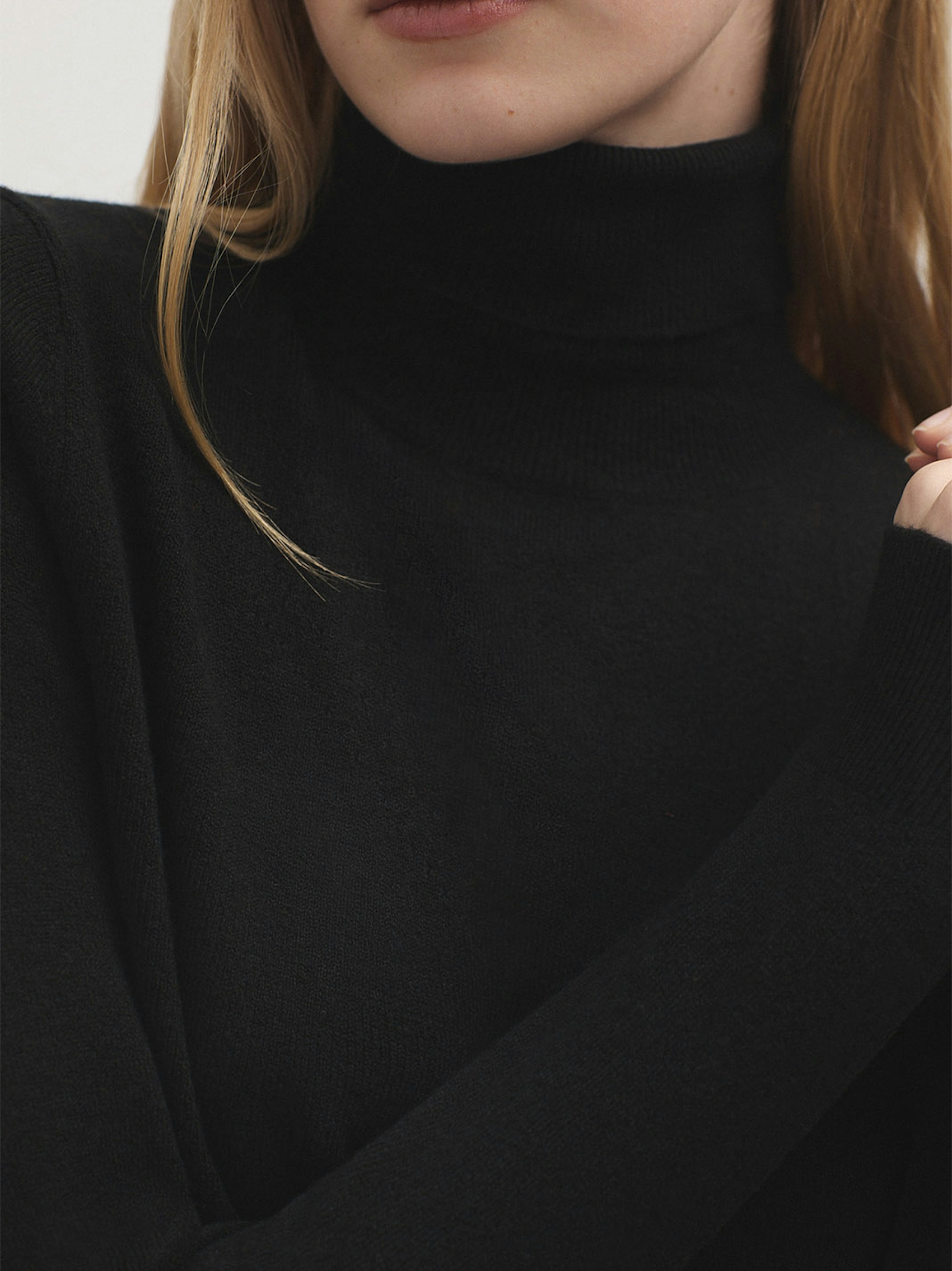 Openwork roll neck jumper