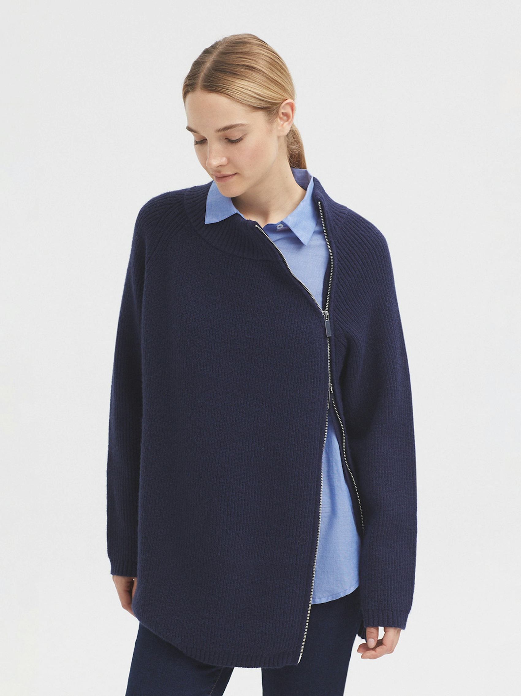 Long zip jumper