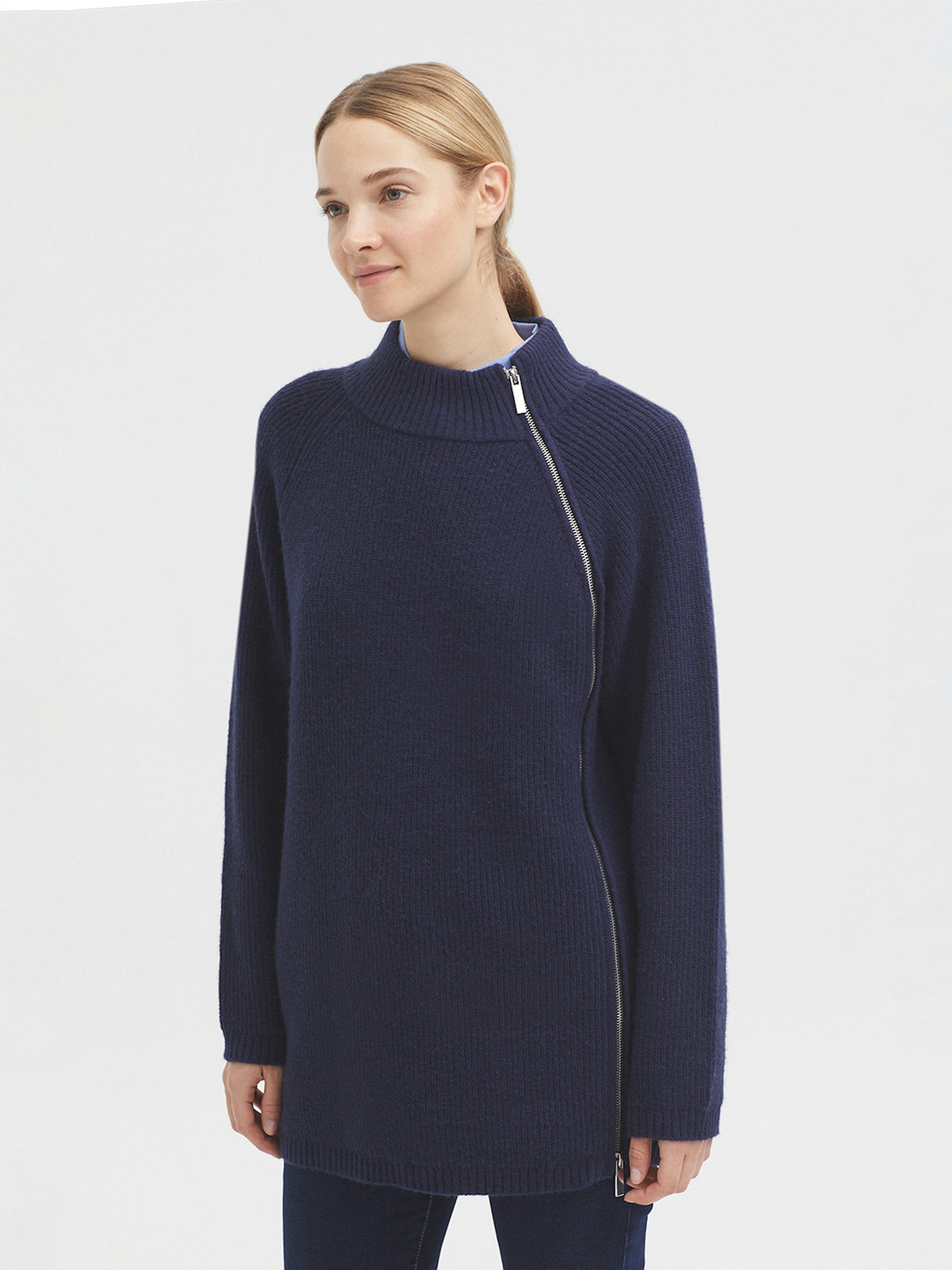 Long zip jumper