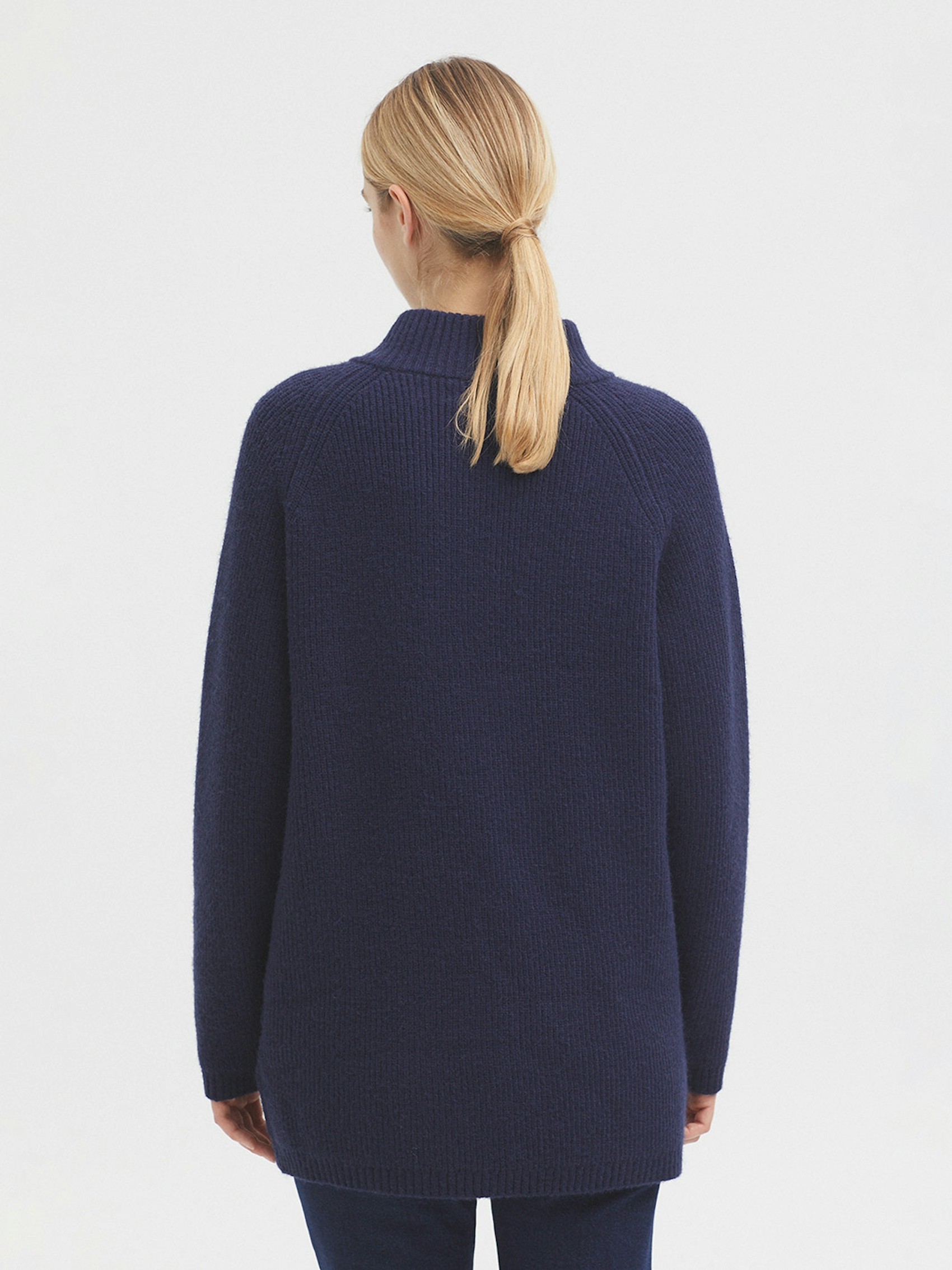 Long zip jumper