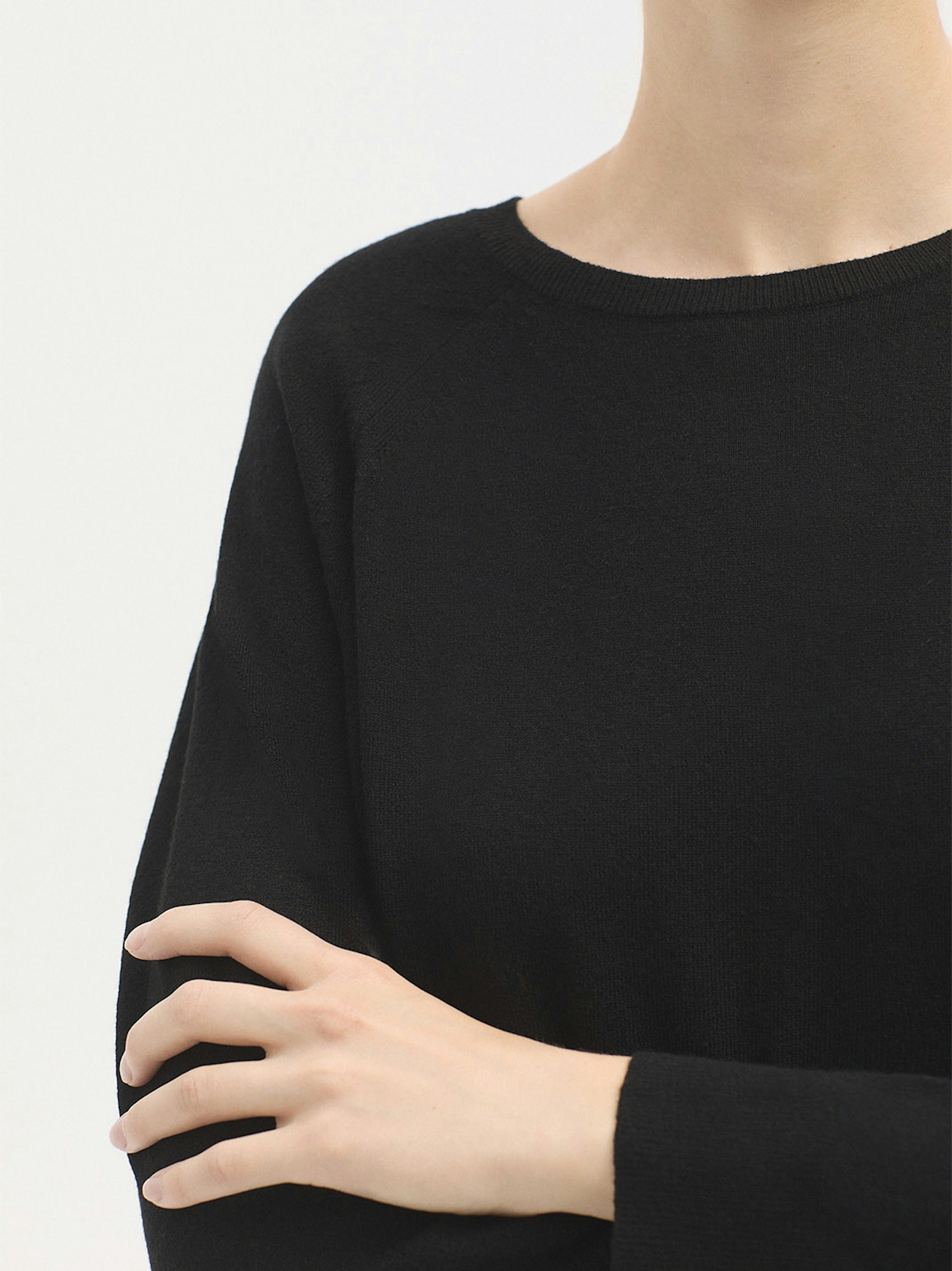 Raglan sleeve jumper