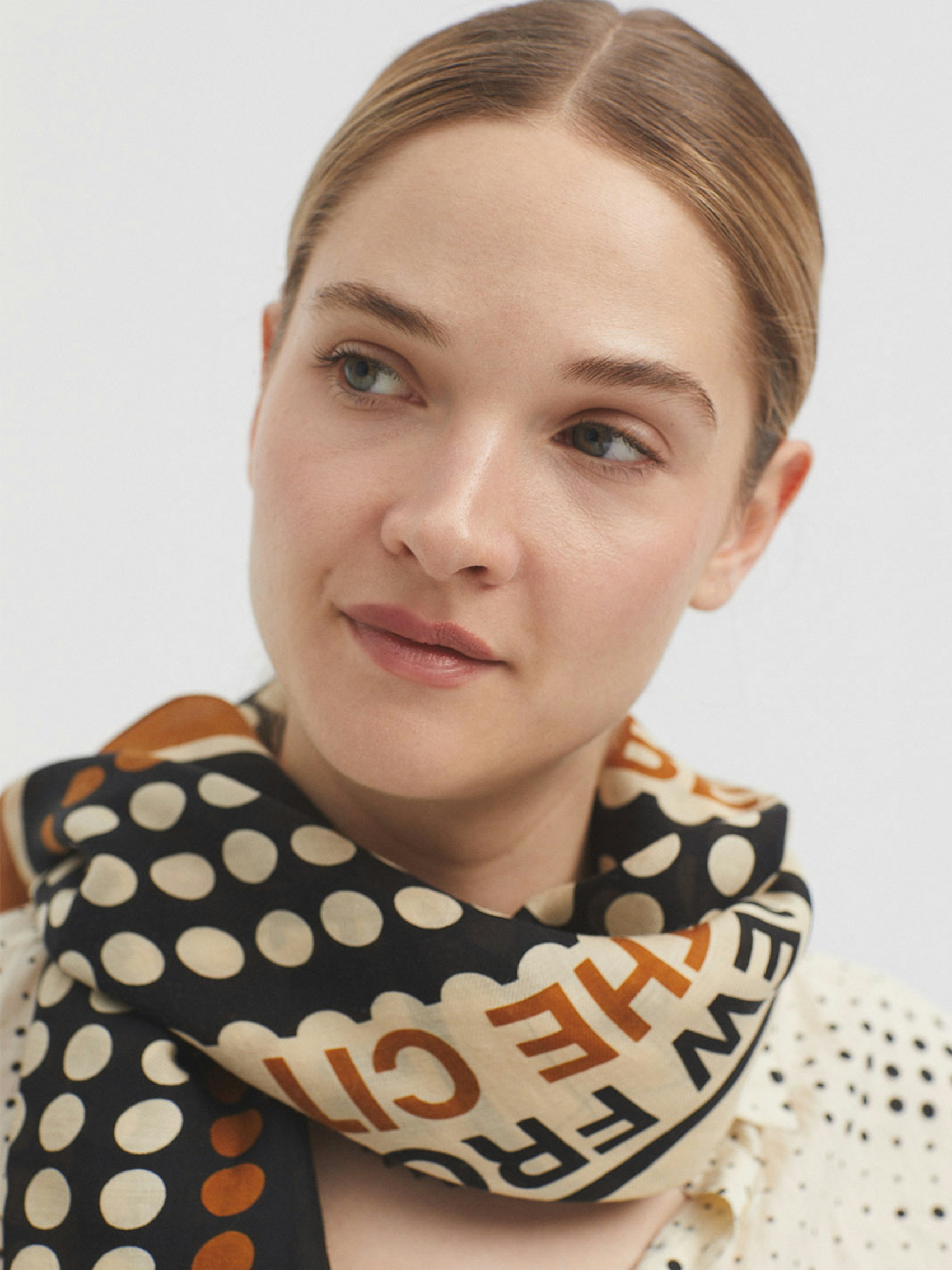 Skyline scarf