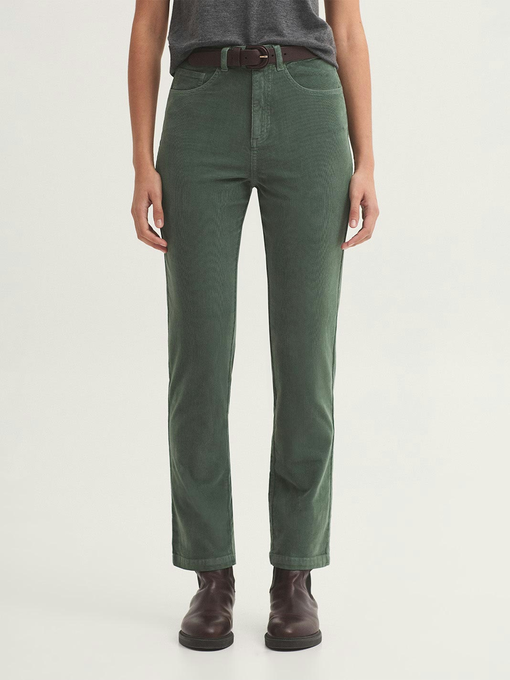 Pantalón 5 bolsillos micropana