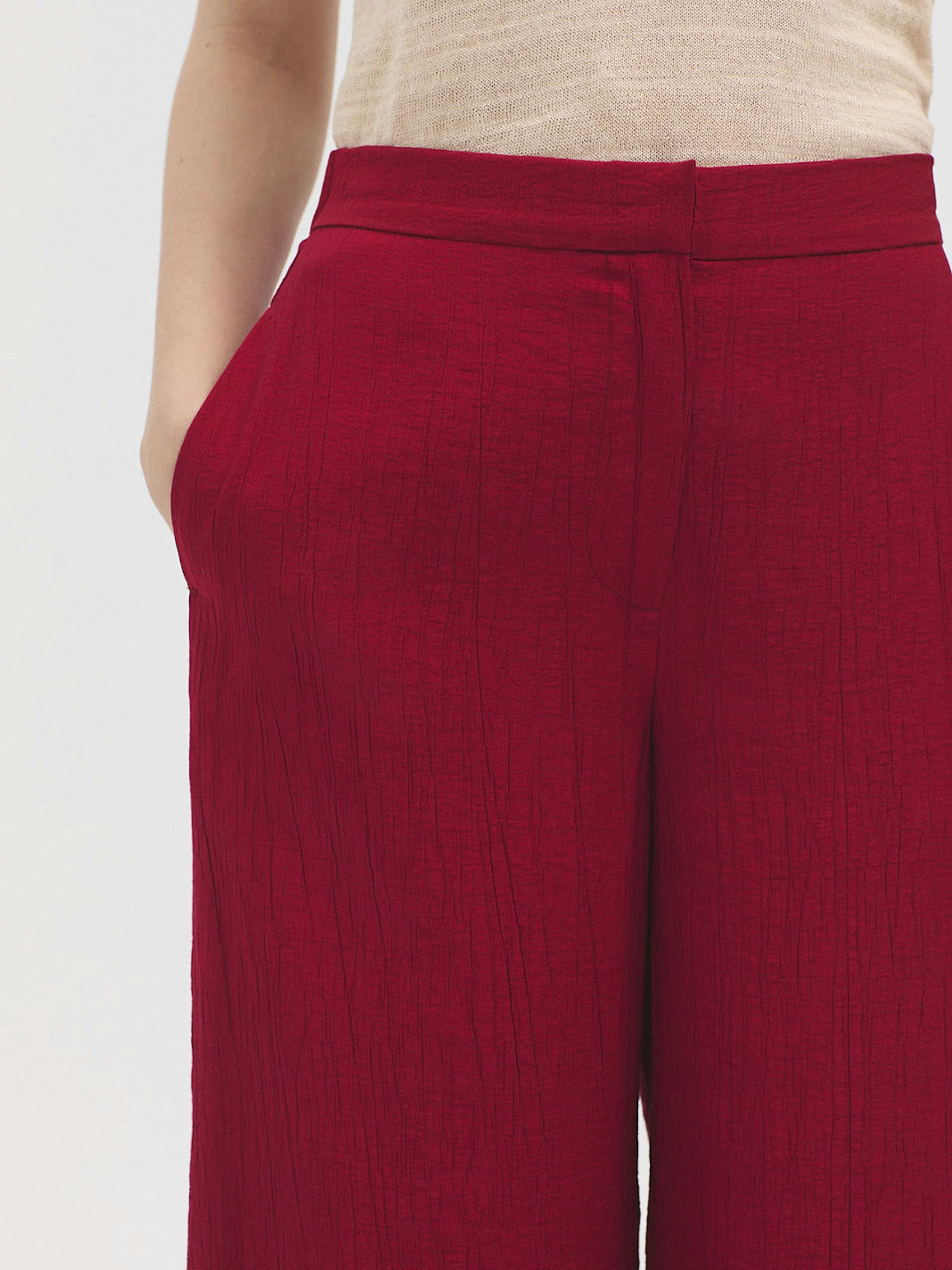 Crinkle viscose trousers