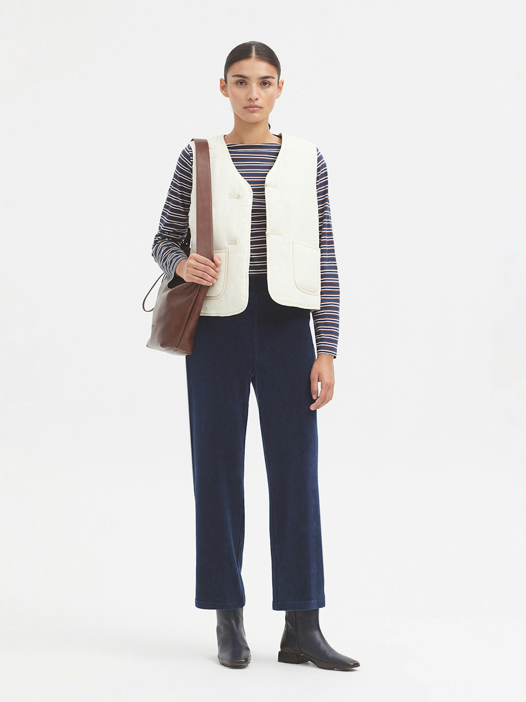 Stretch cord trousers