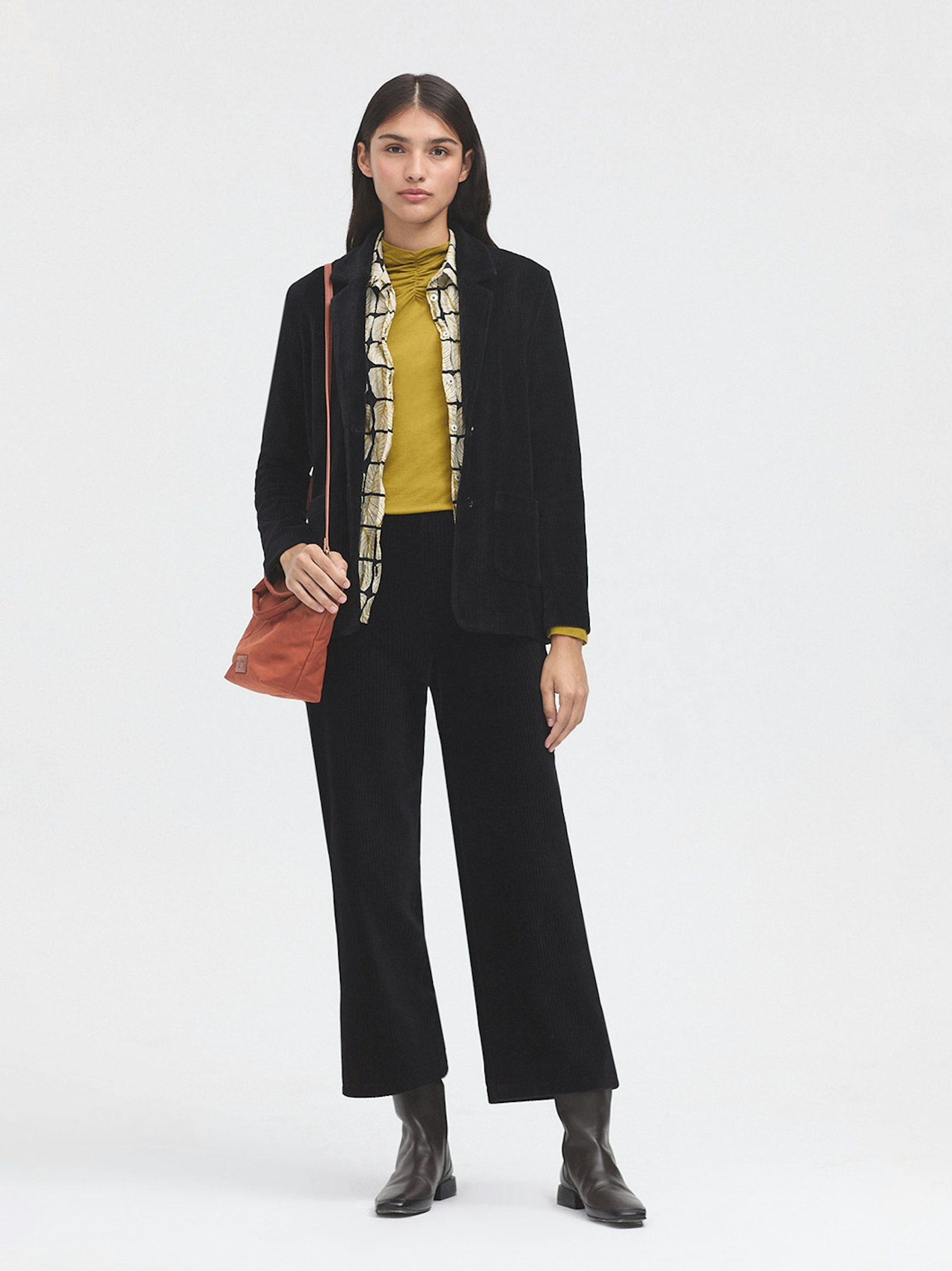 Stretch cord trousers