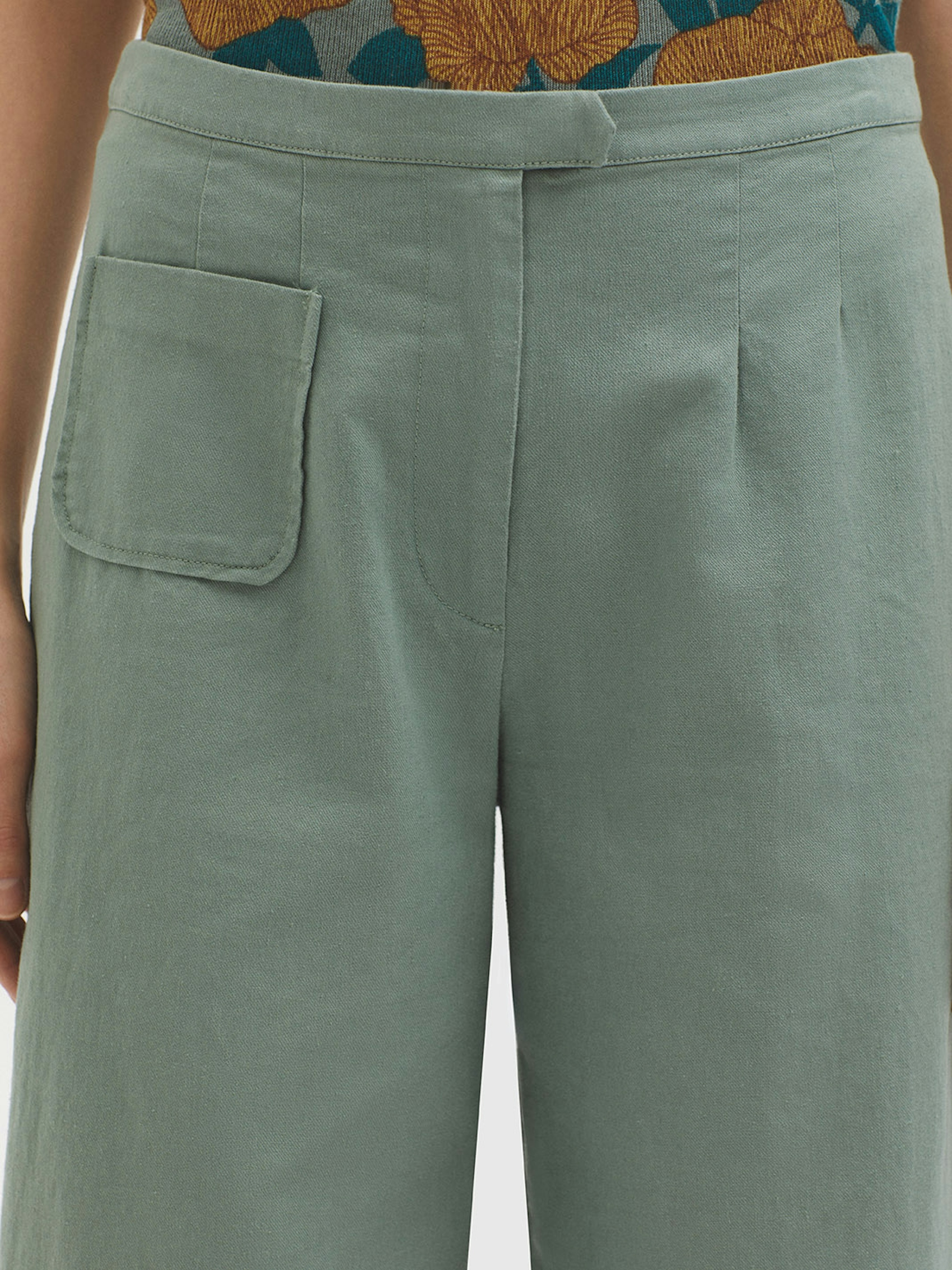 Linen trousers