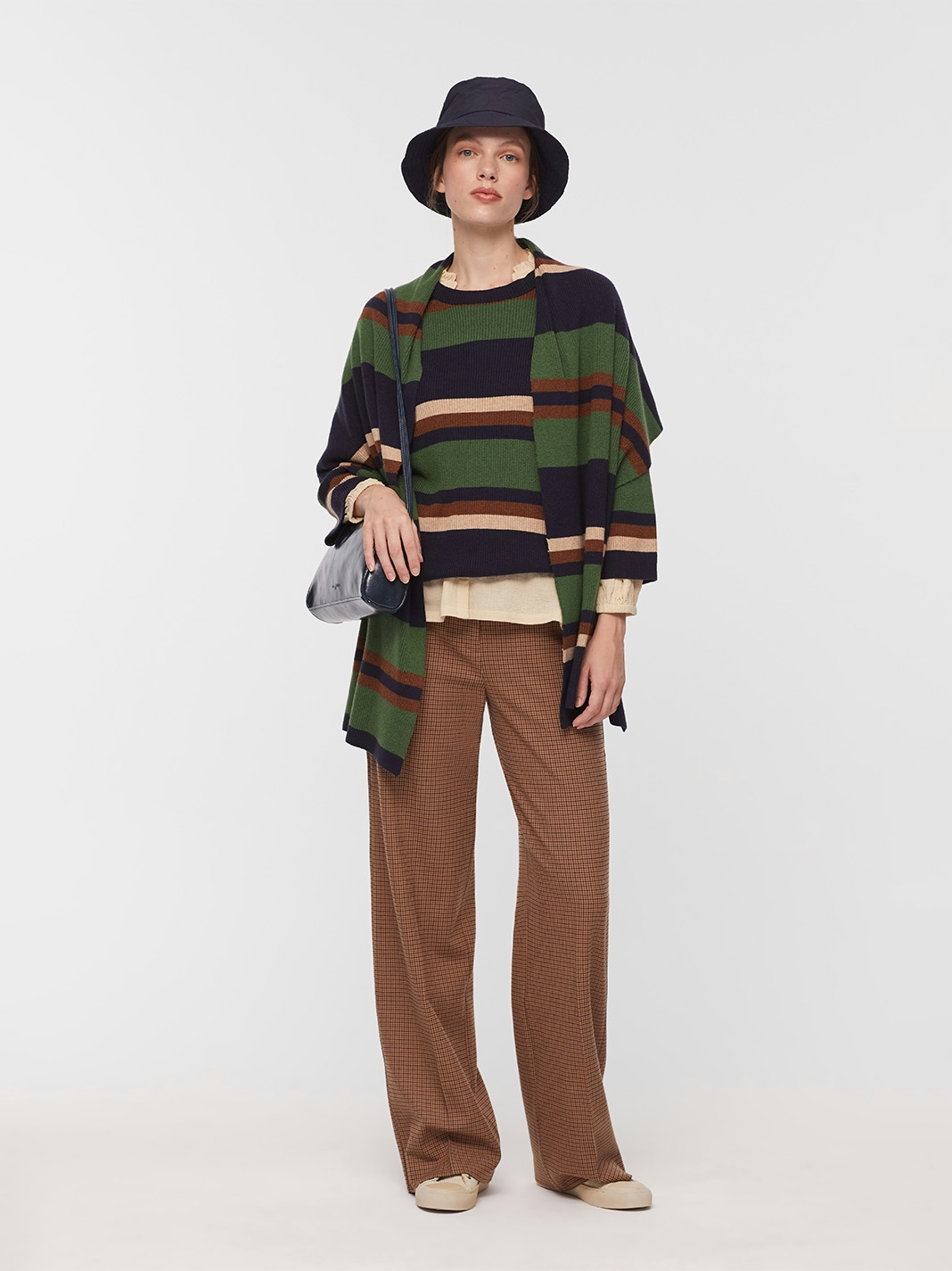 Folk checked maxi trousers