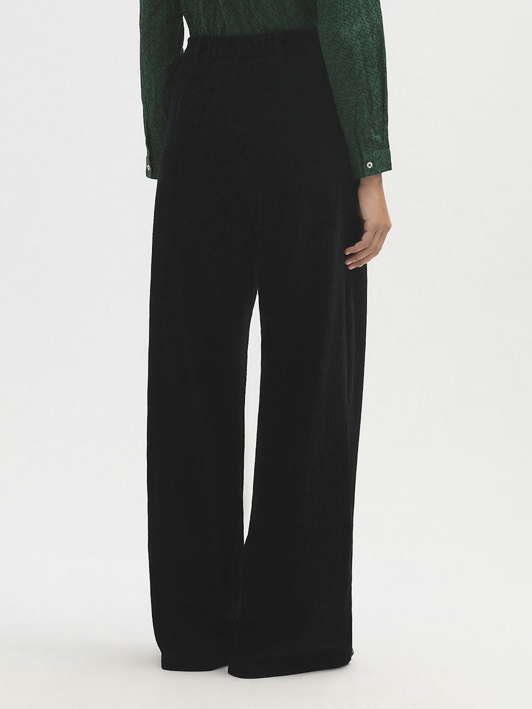 Stretch cord trousers