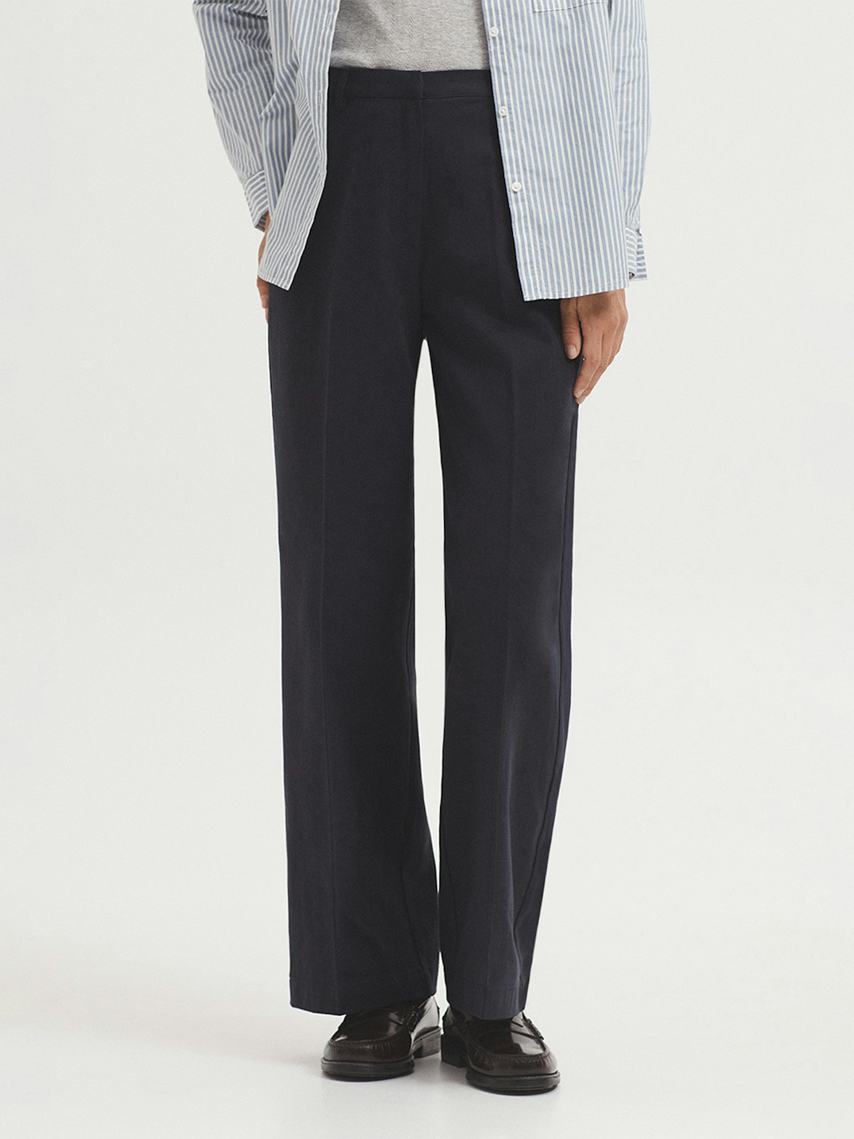 Pantalón mezcla Tencel y algodón 0