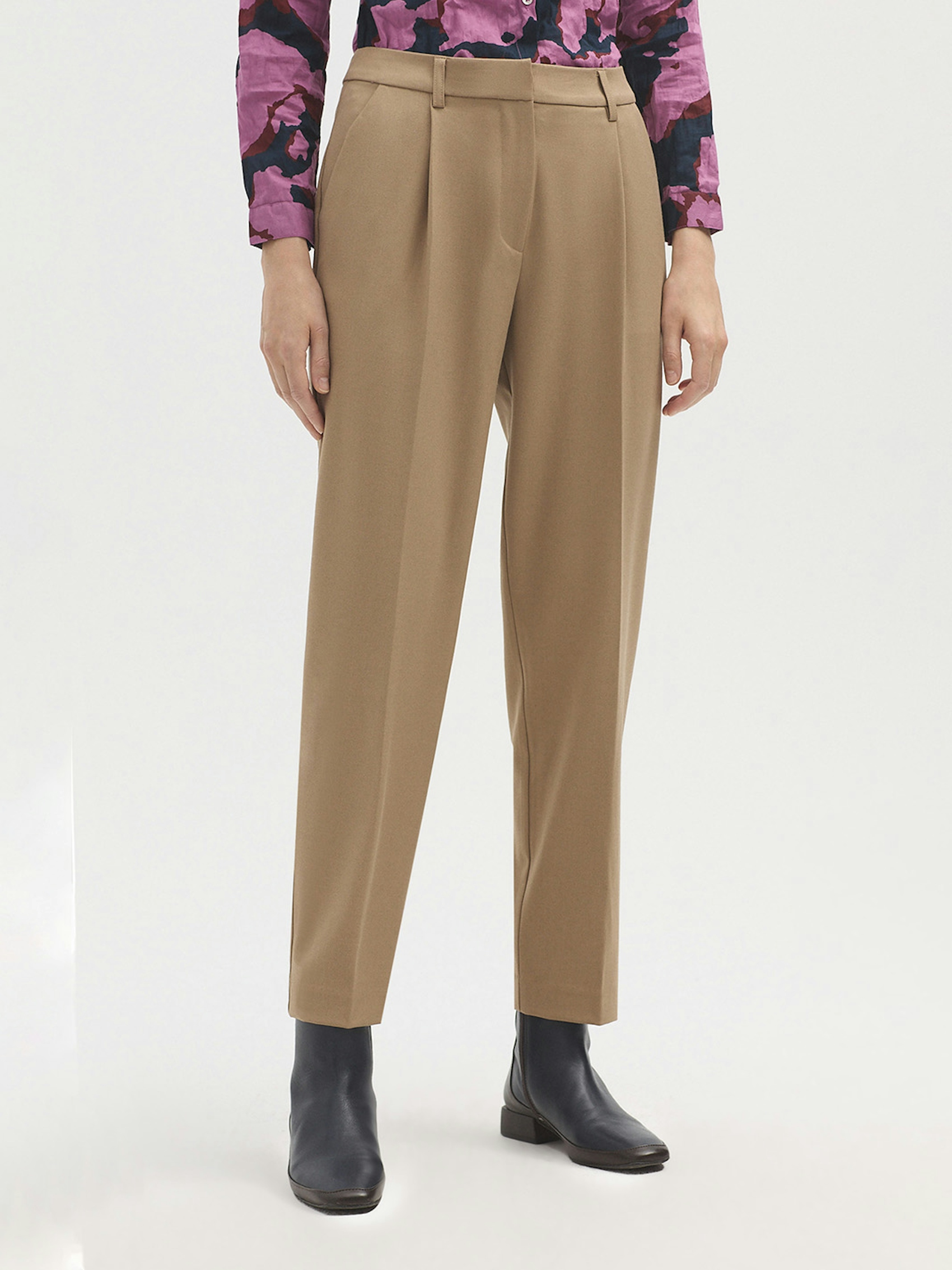 Pantalón pinzas lana fría