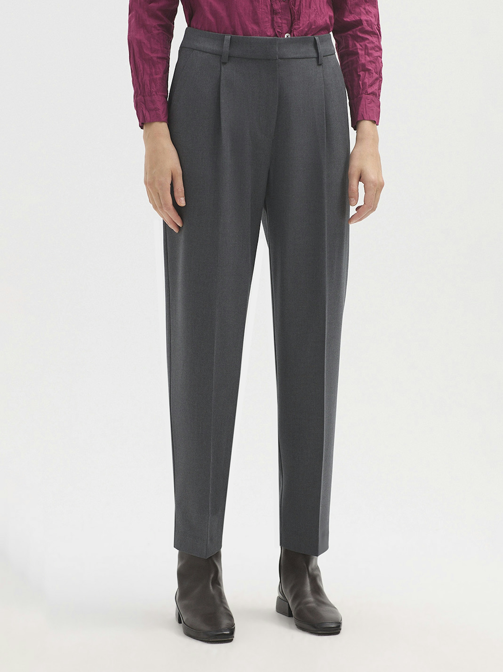Pantalón pinzas lana fría