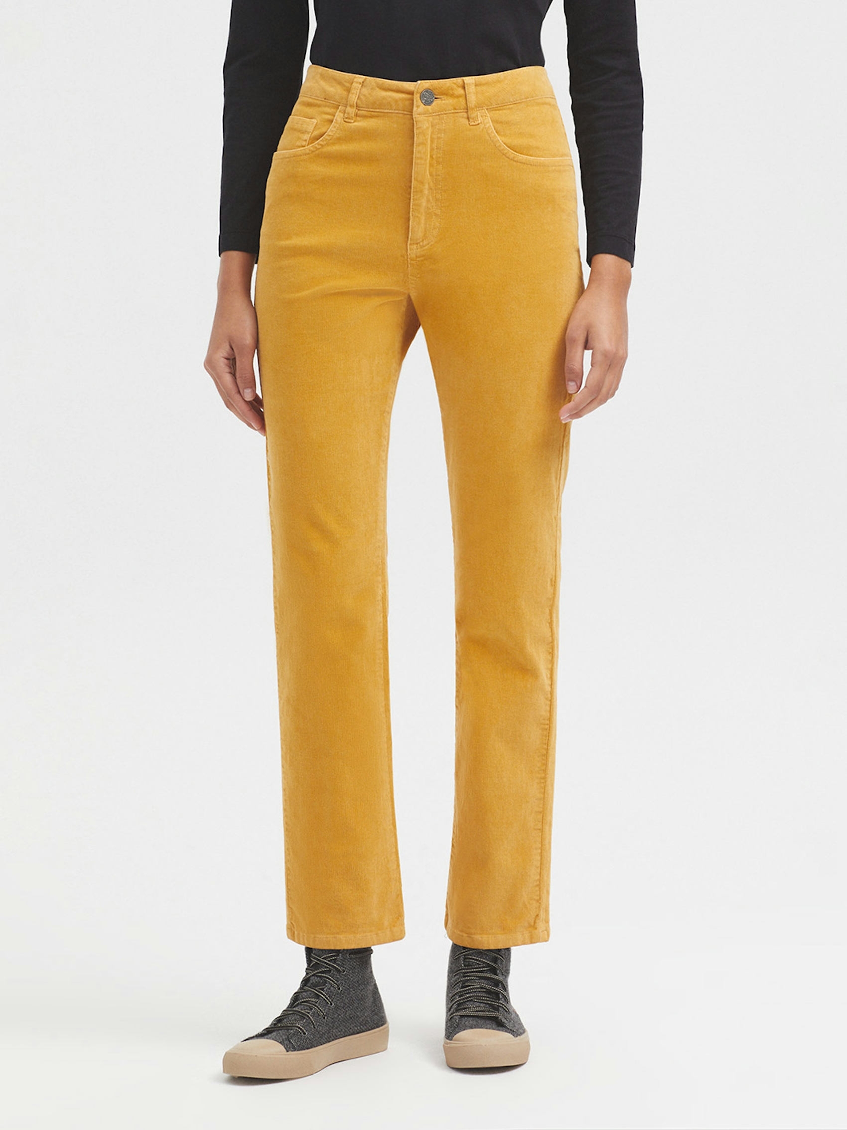 Pantalón pitillo micropana