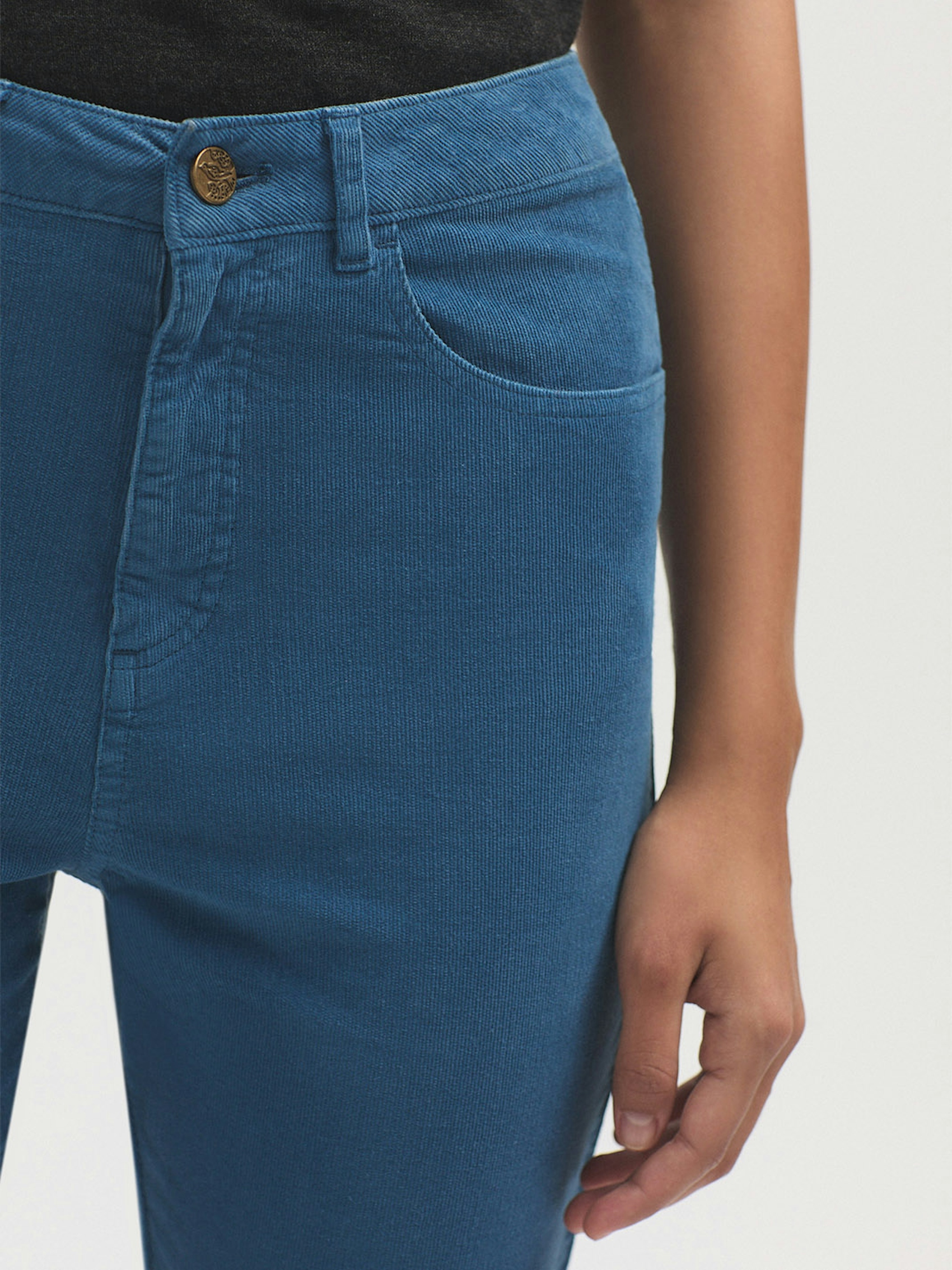 Pantalon en micro-velours 2