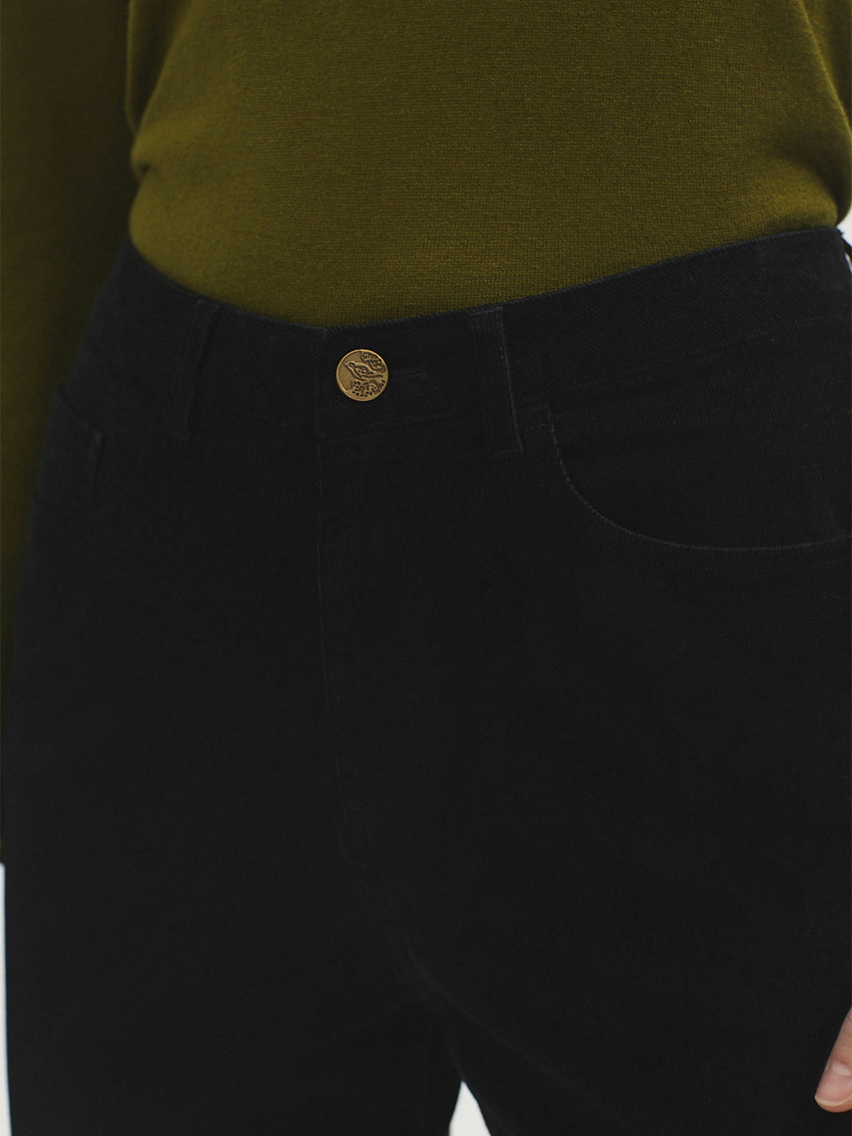 Pantalón pitillo micropana