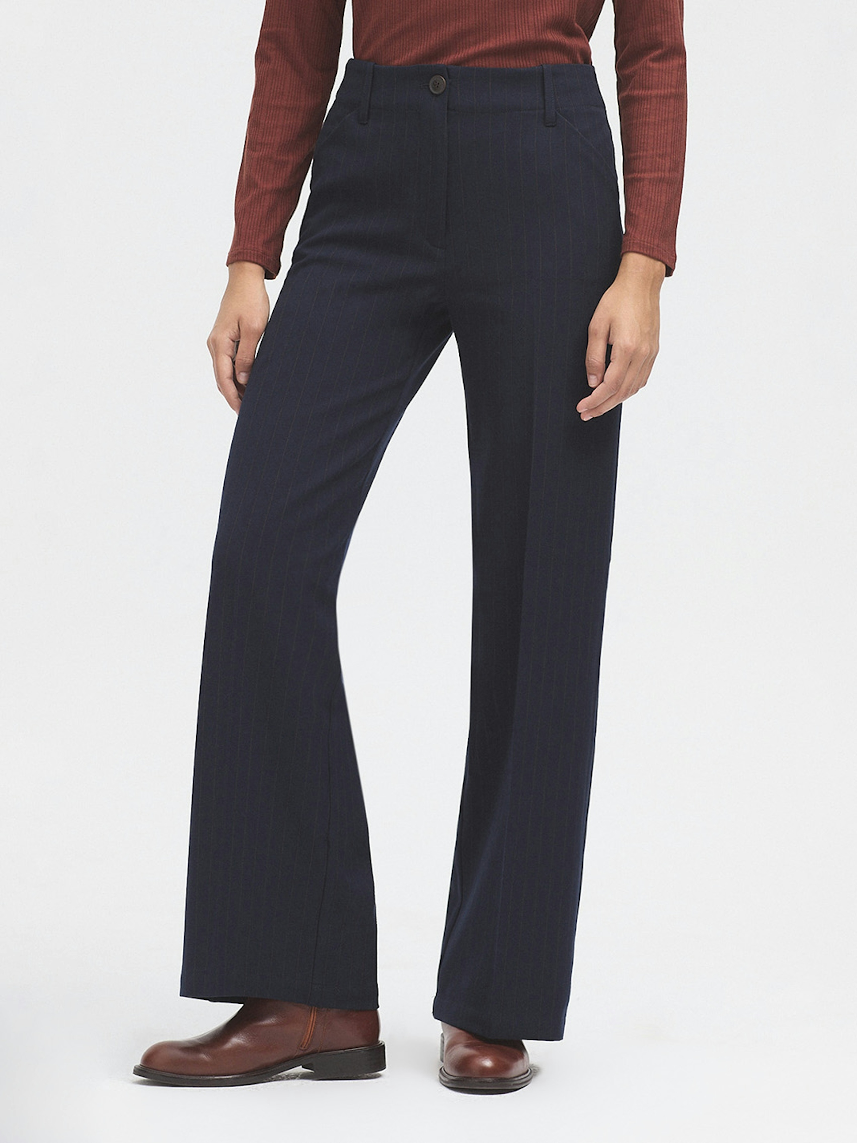 Pantalón raya diplomática