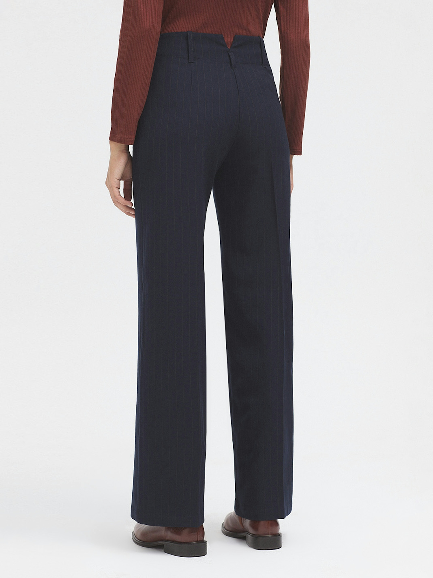 Pantalón raya diplomática
