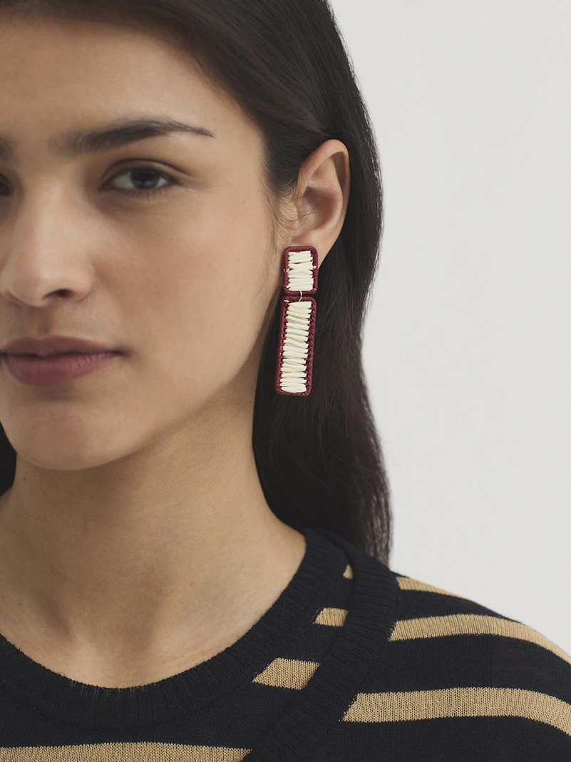 Rectangular raffia earrings