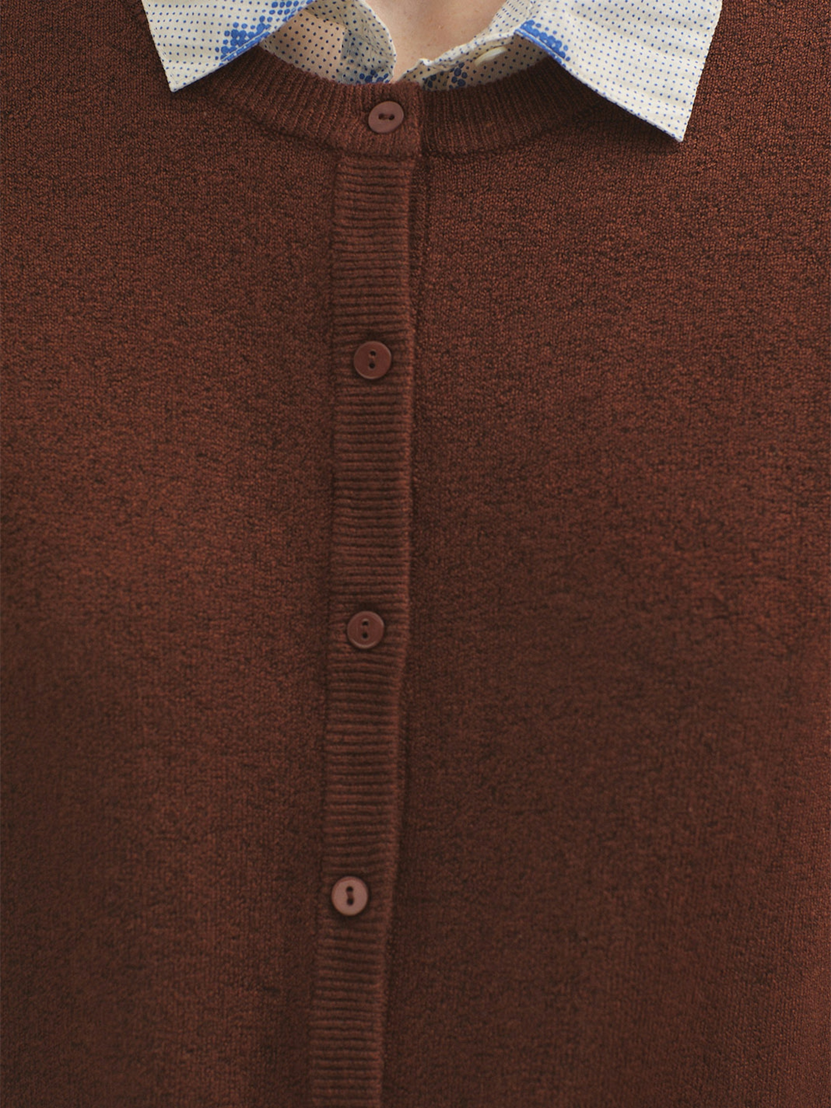 Short cardigan