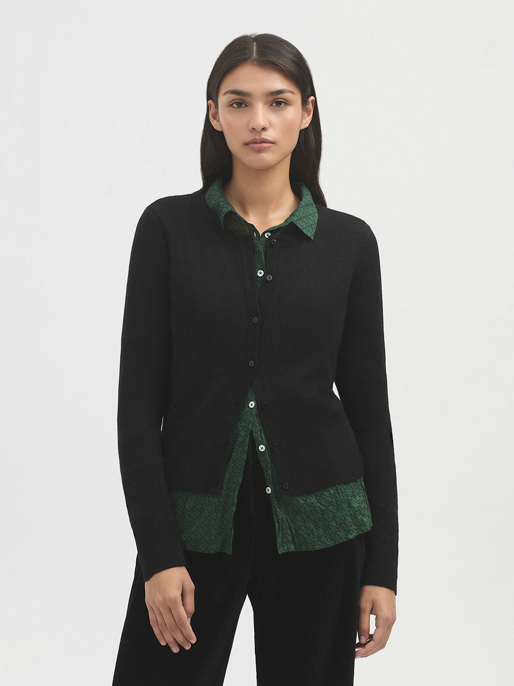Short cardigan