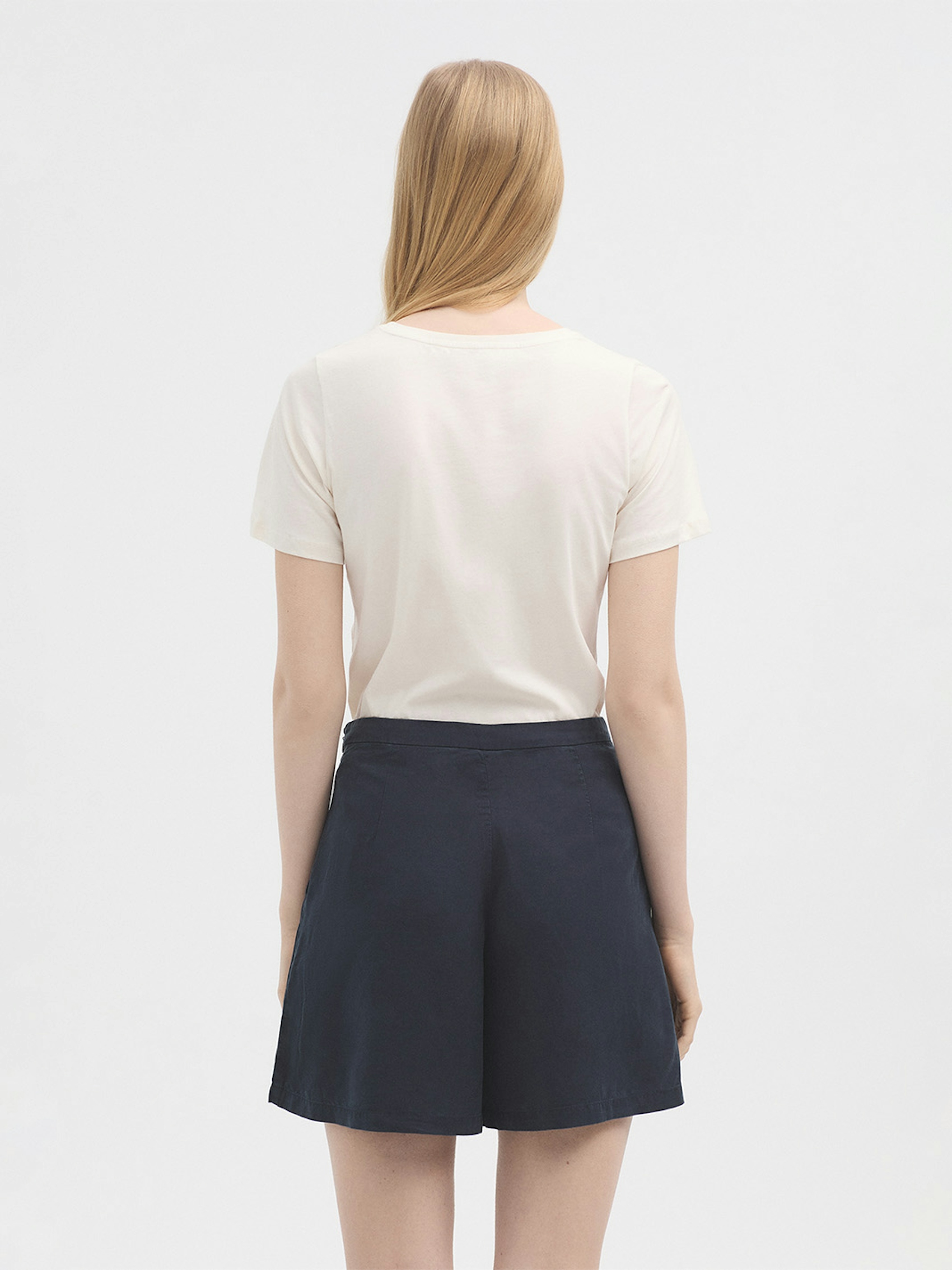 Button Tencel shorts