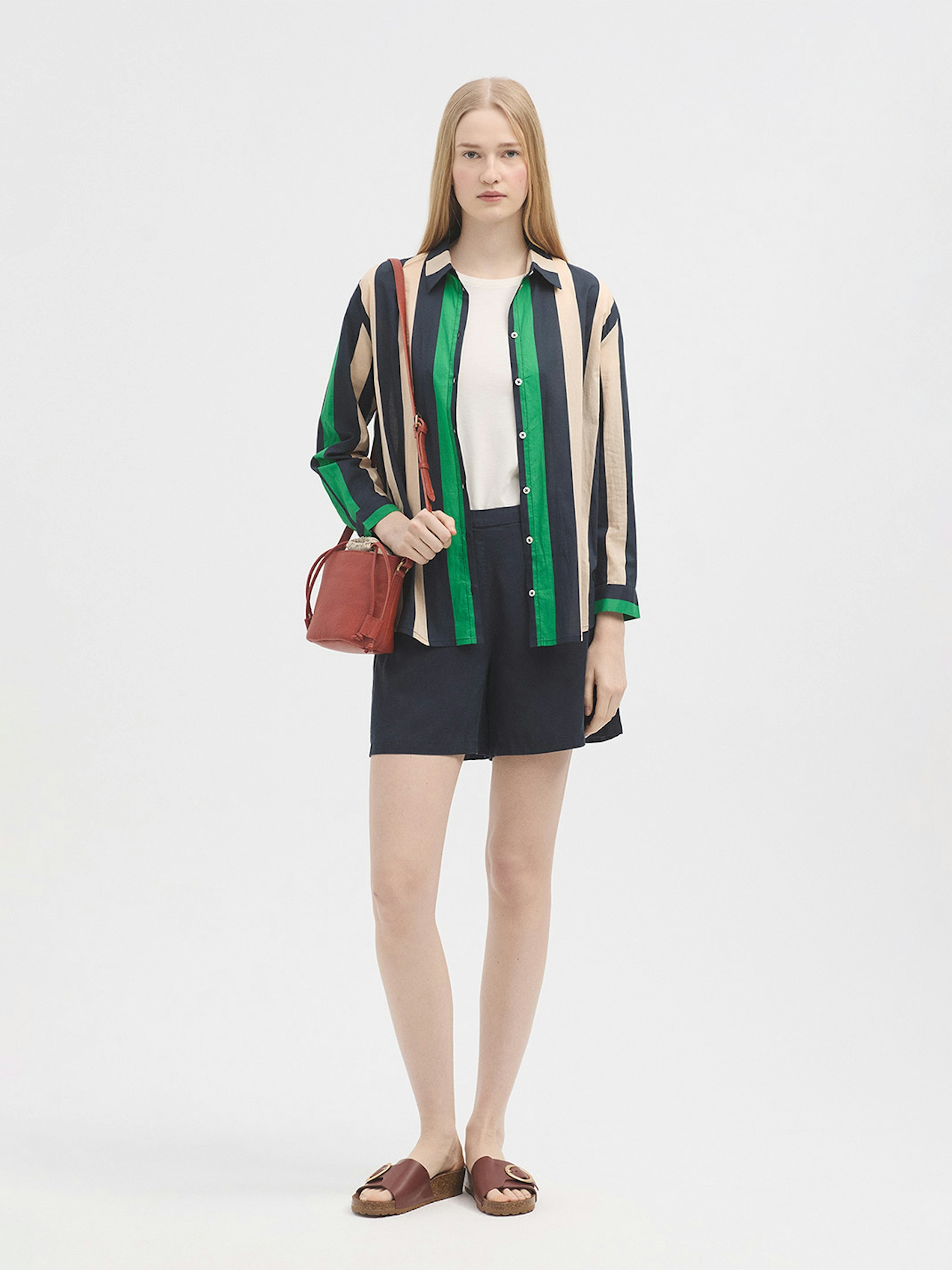 Button Tencel shorts