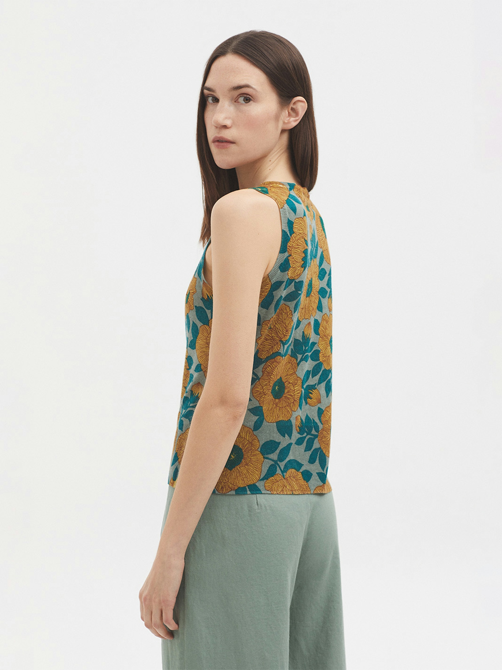 Top Camelia