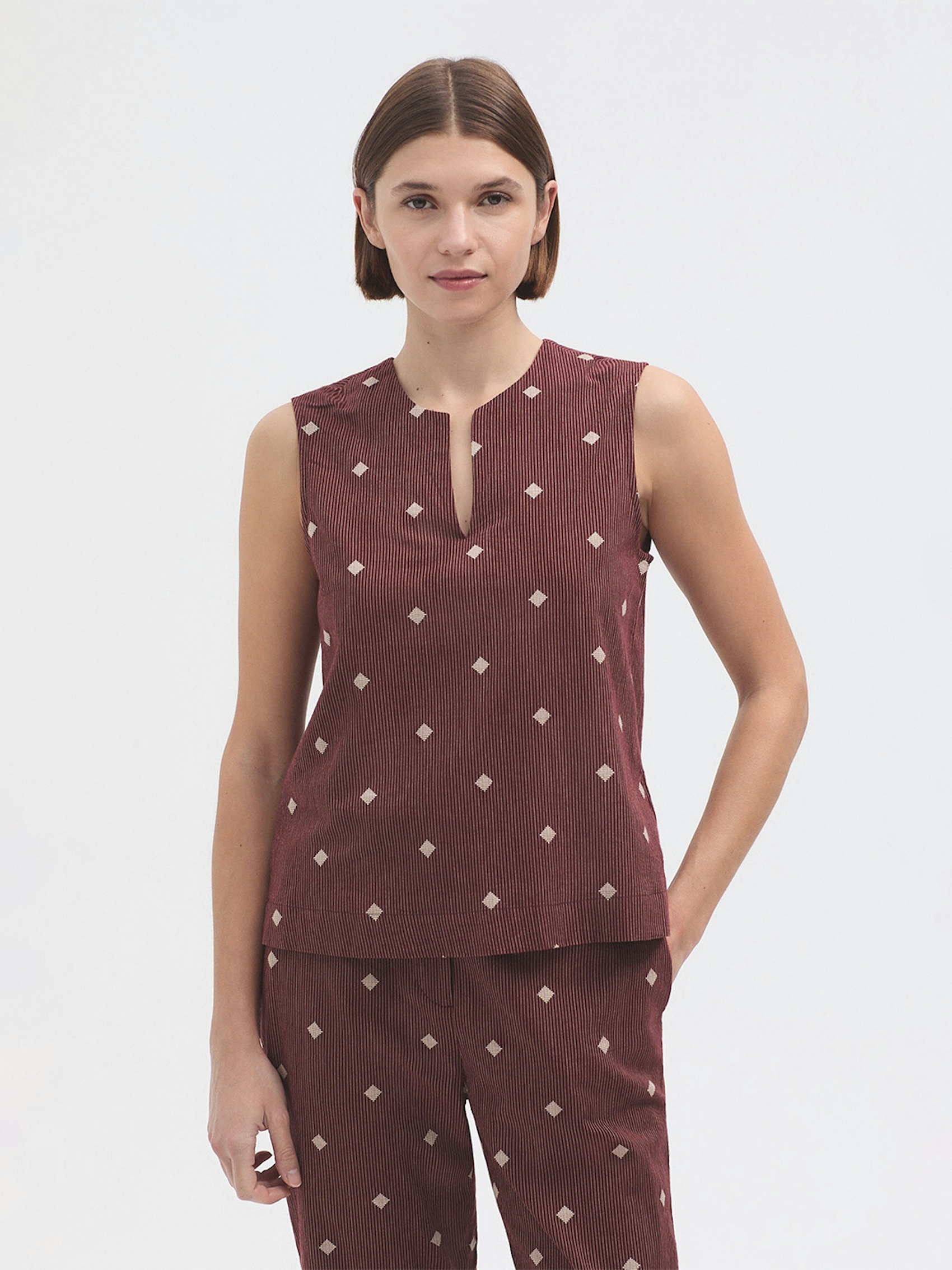 Top Diamond jacquard