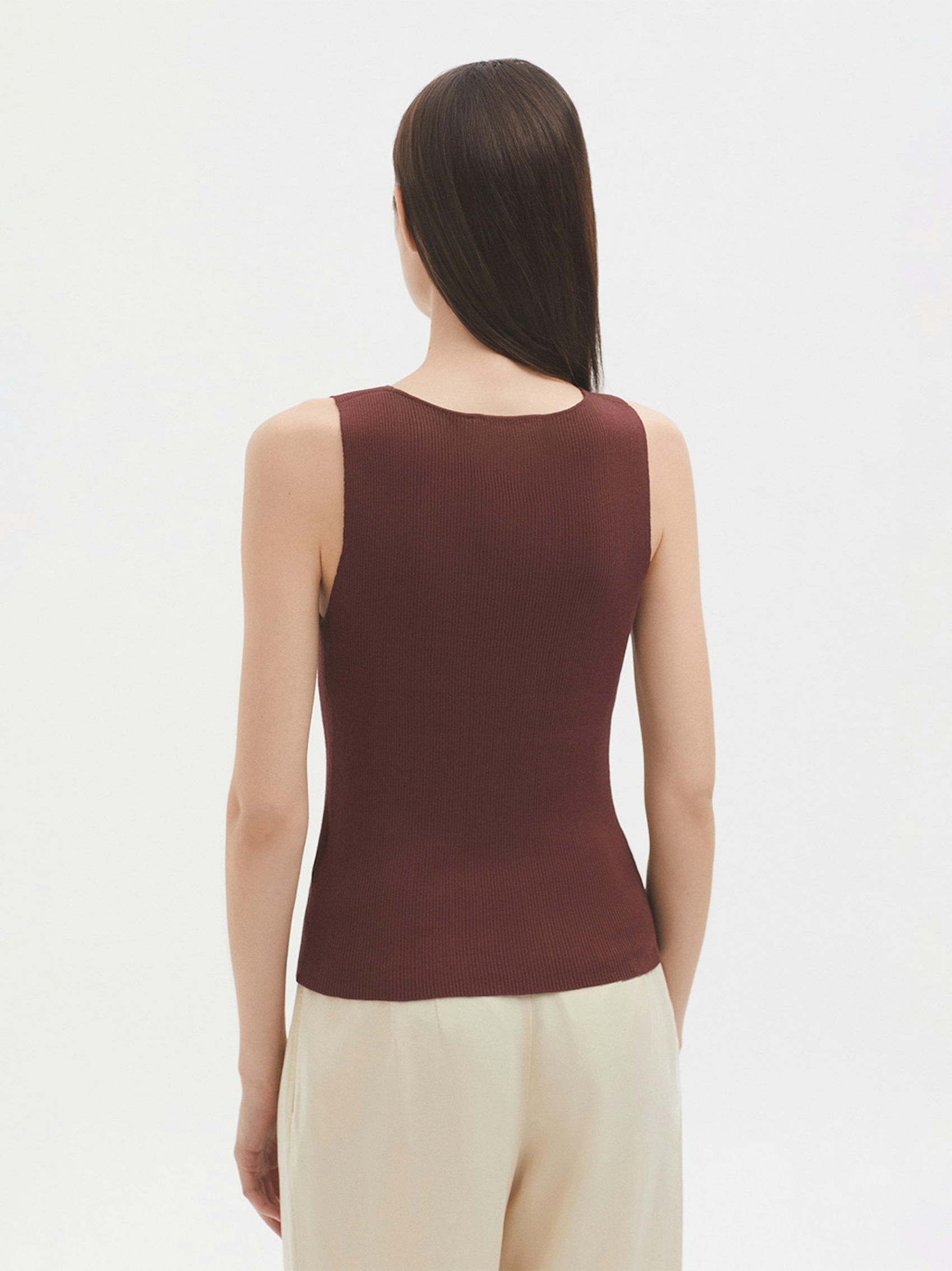 Ribbed V neck top