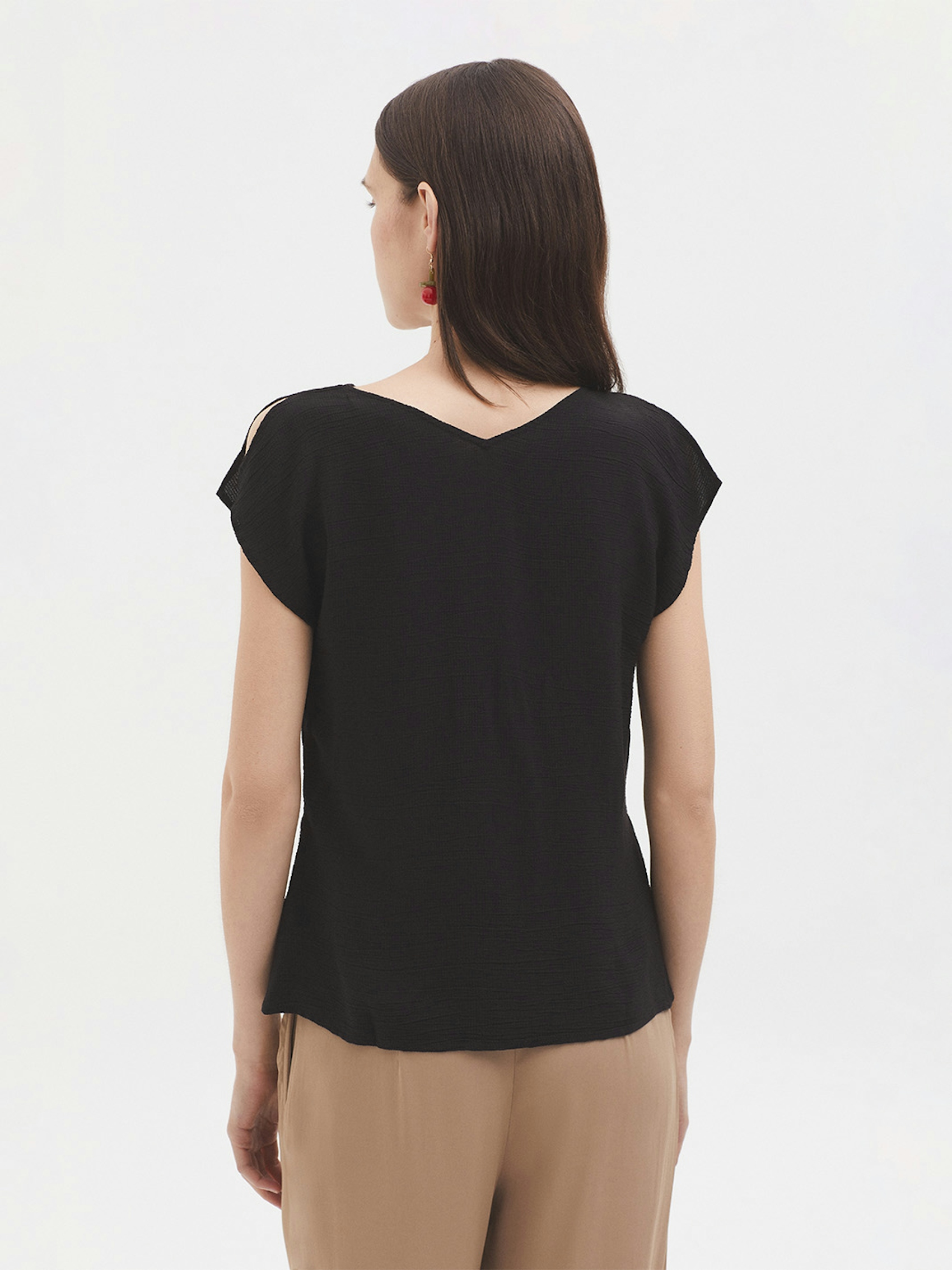 Top scollo V viscosa