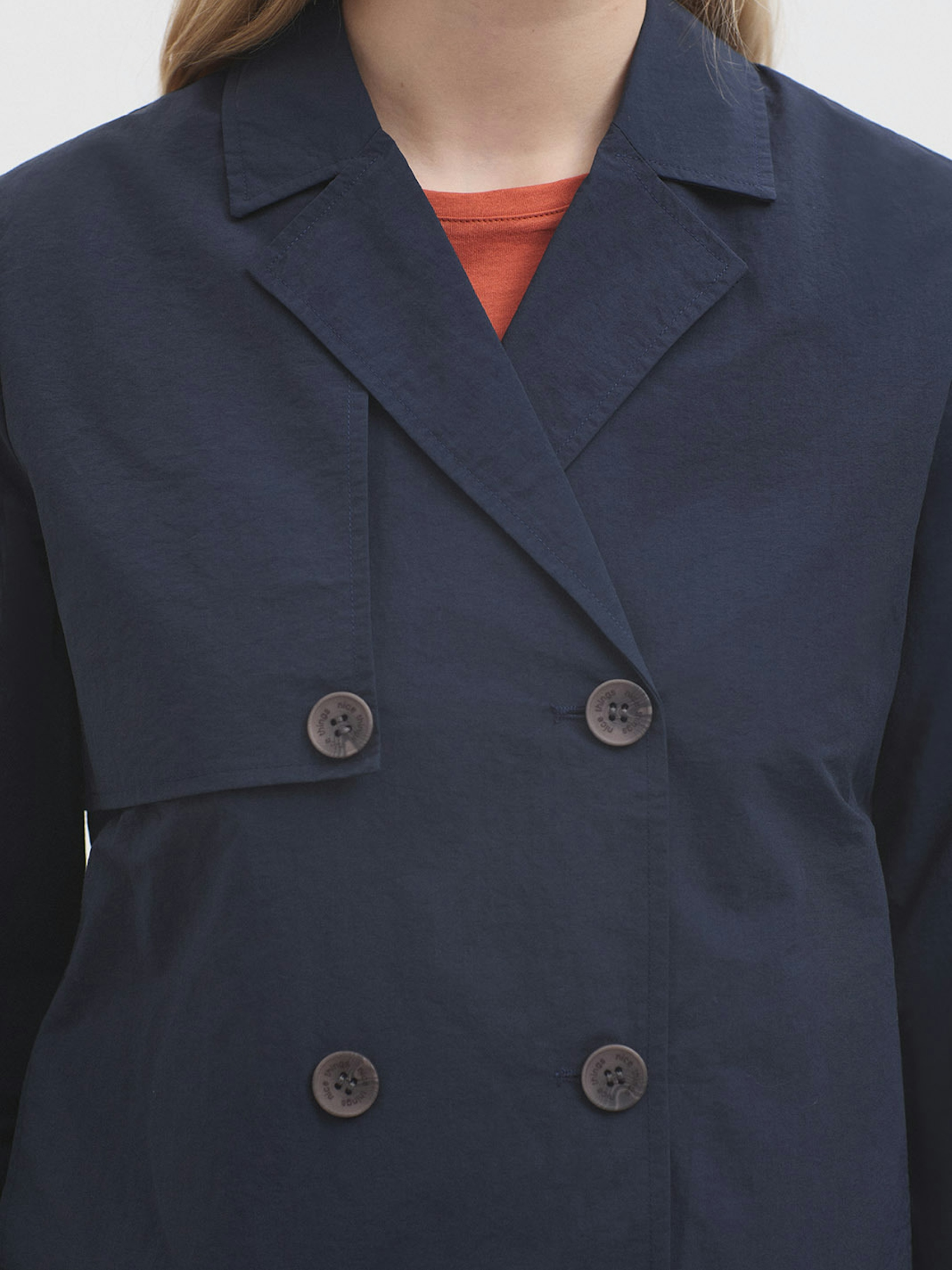 Trench court basique