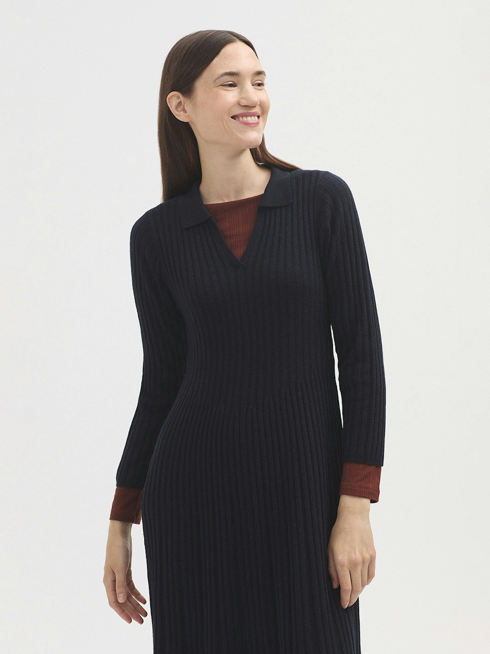 Polo collar pleated dress