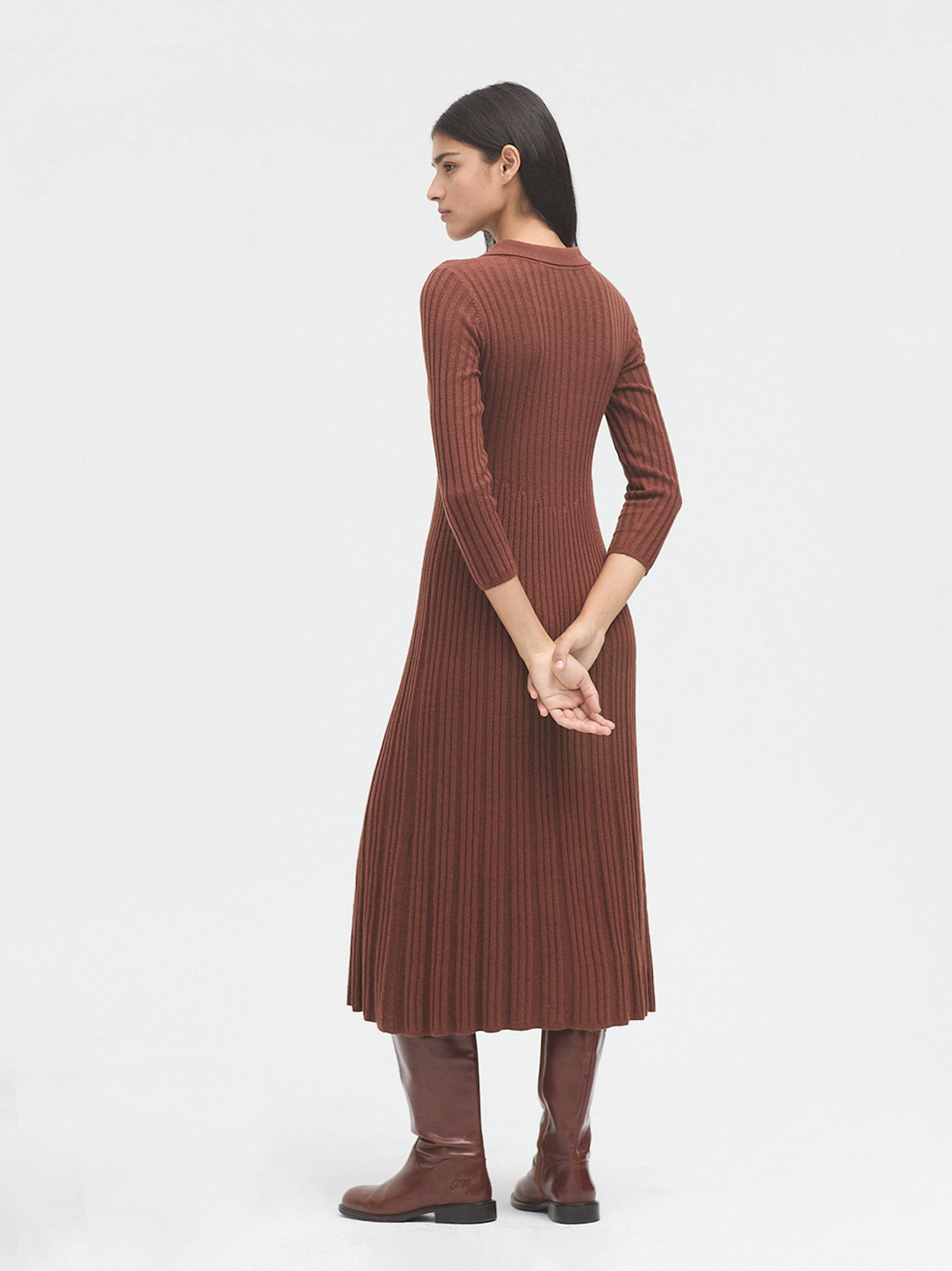 Polo collar pleated dress