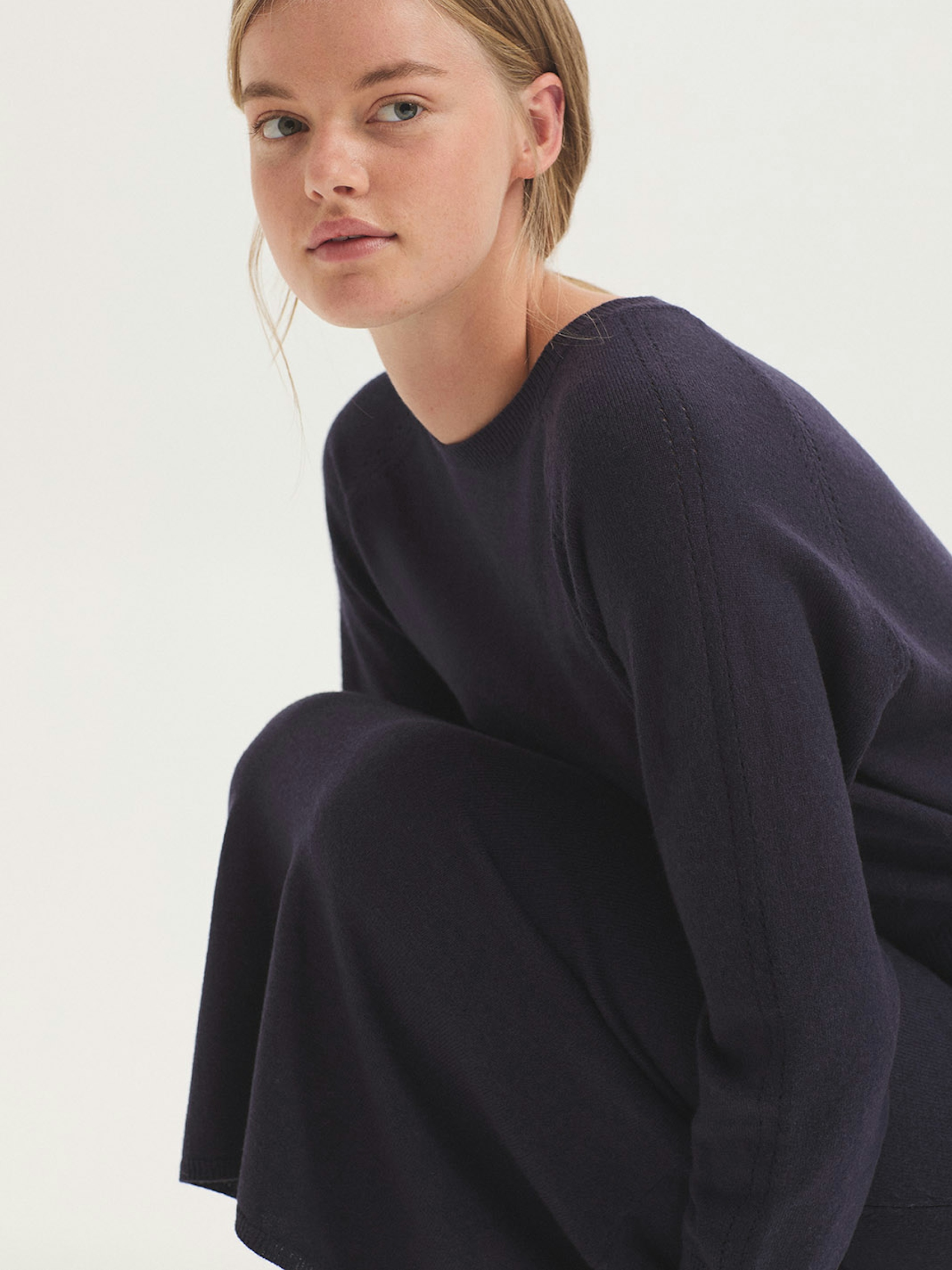 Sleeve loose knit detail knit dress