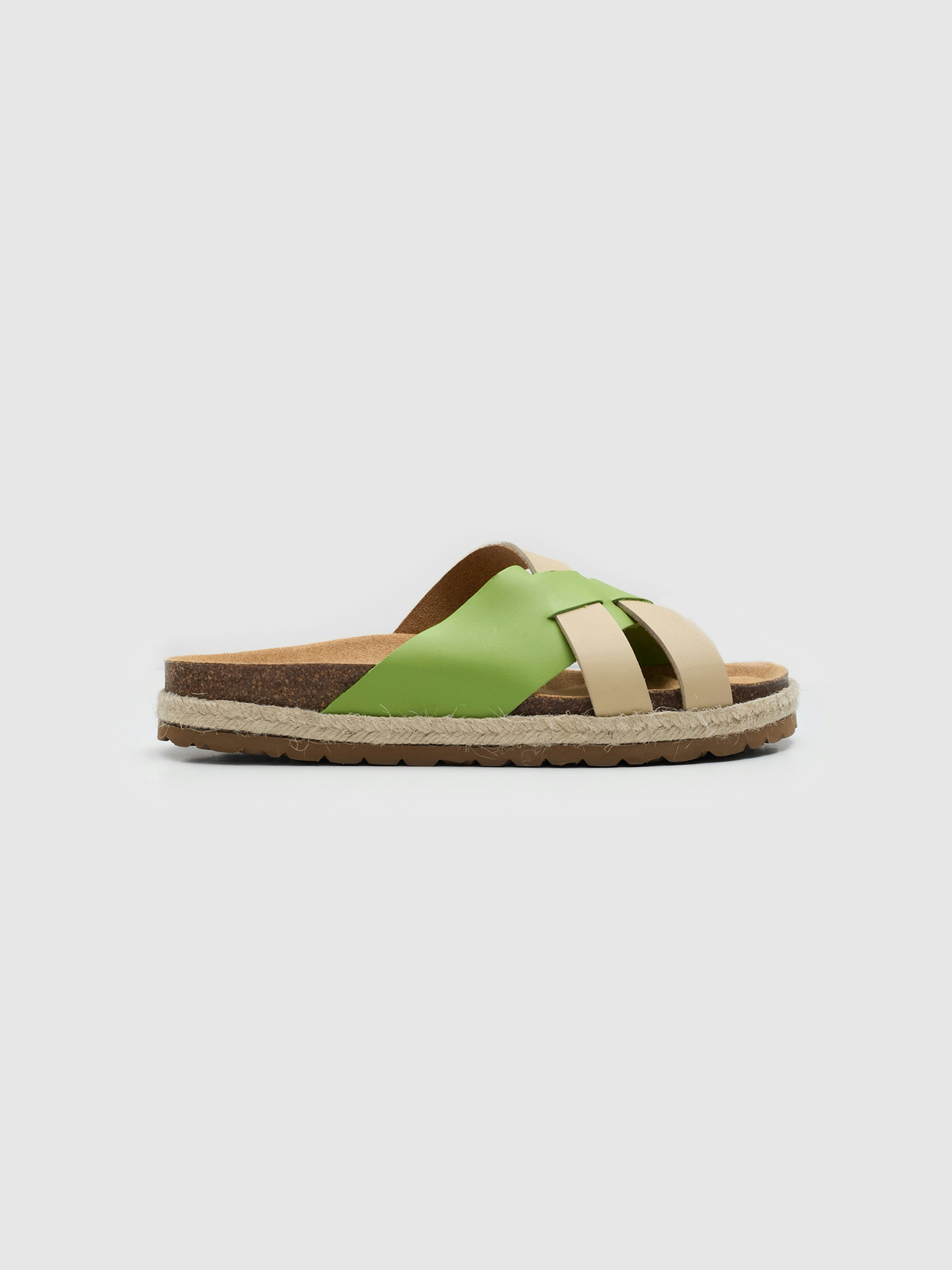 Two-tone organic sandals