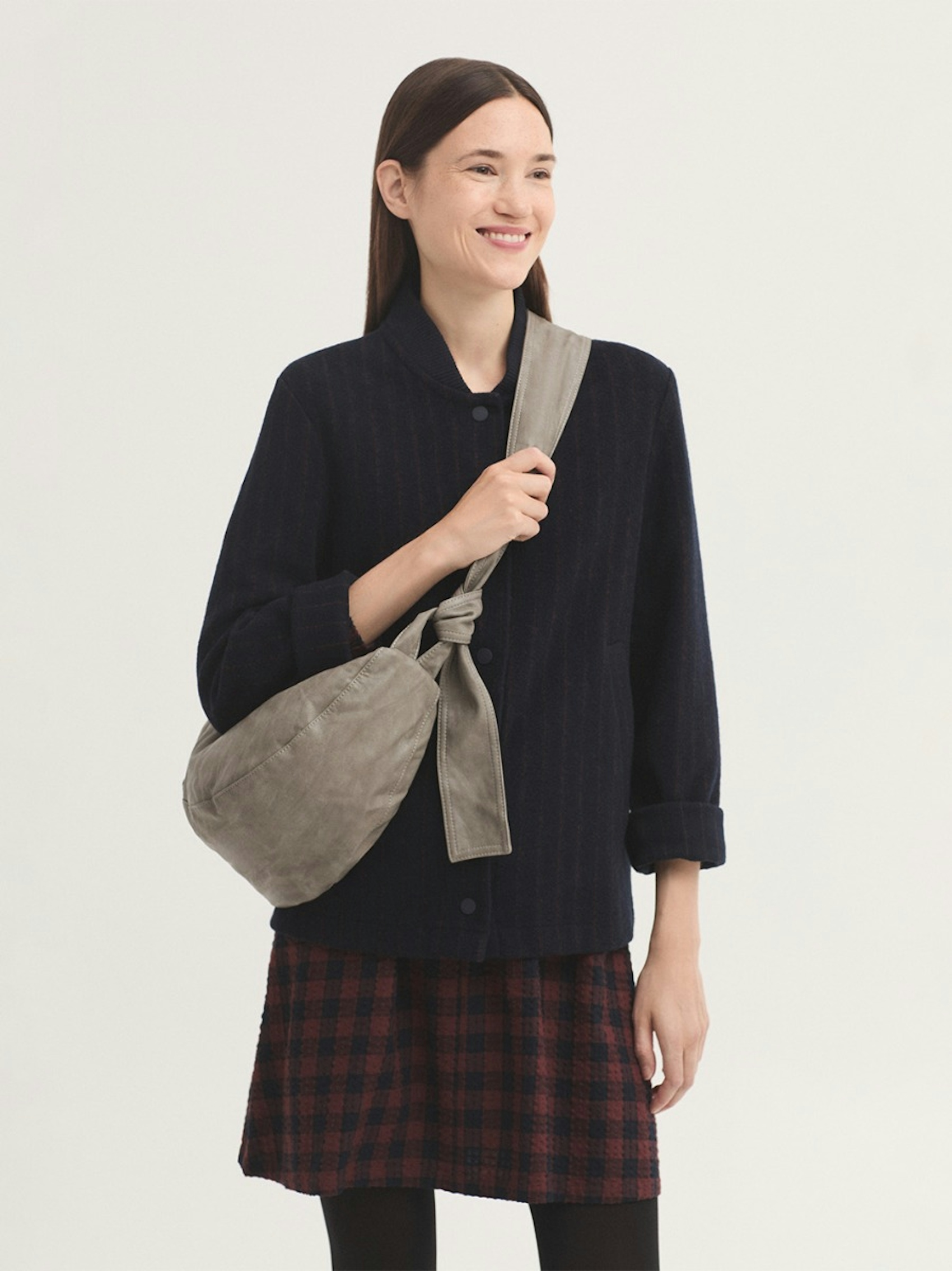 Bolso góndola efecto piel lavada