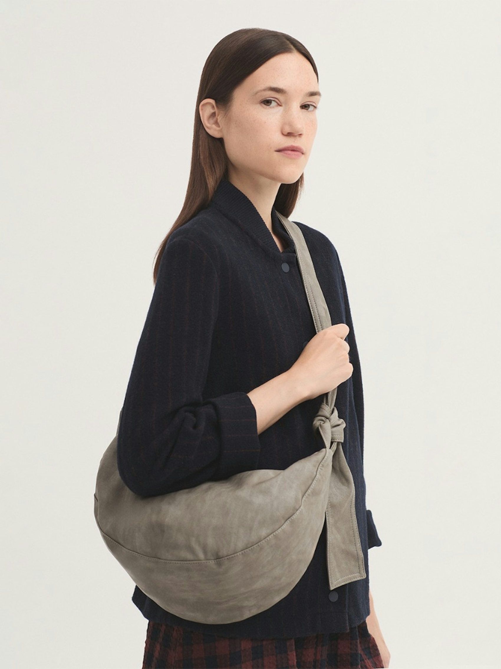 Bolso góndola efecto piel lavada
